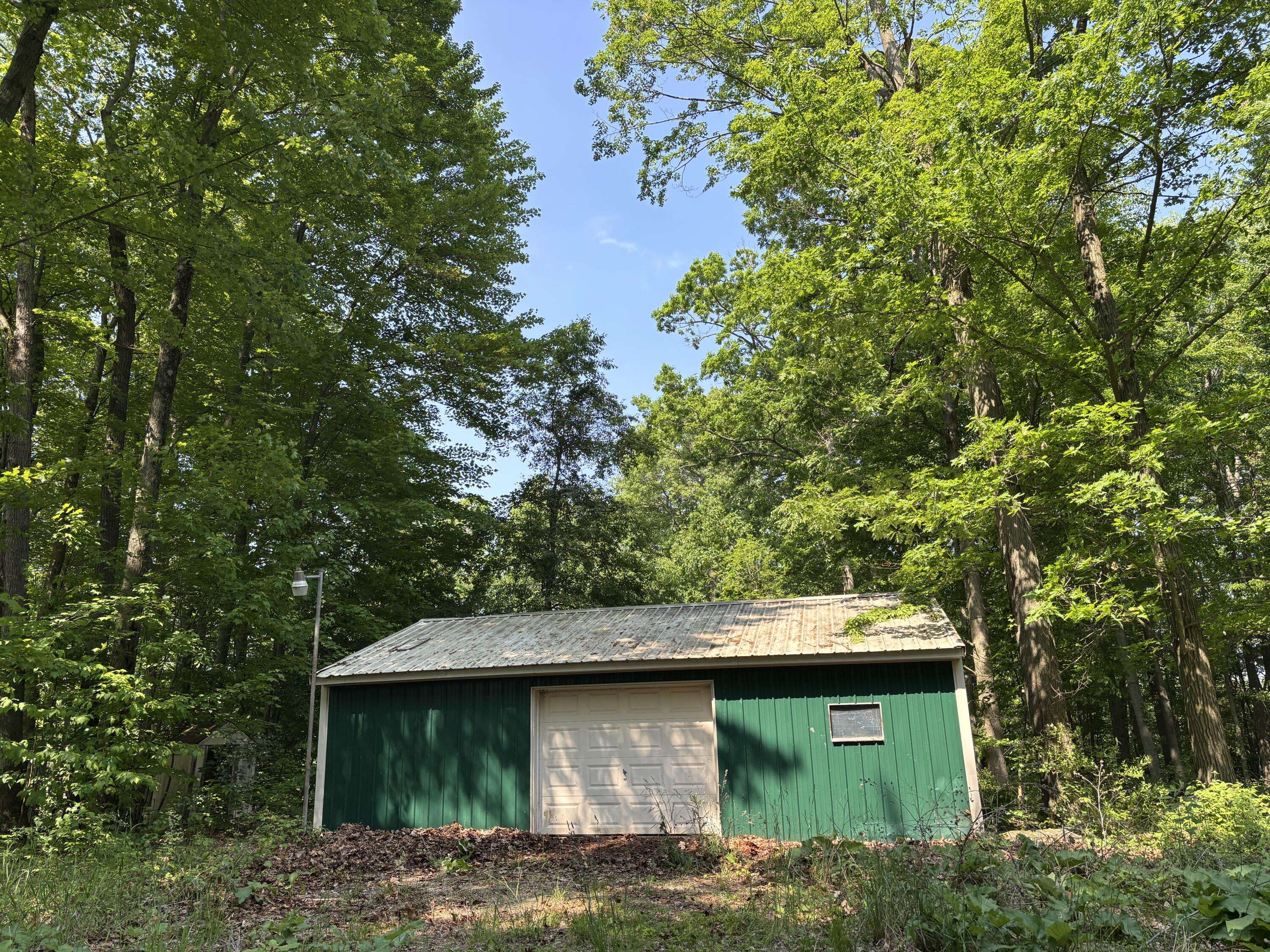Six Lakes, MI 48886,5220 Park Drive
