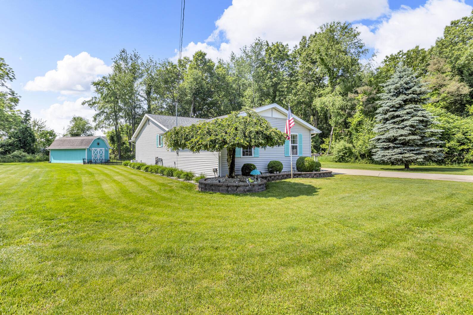 Jerome, MI 49249,11522 S Bradley Drive