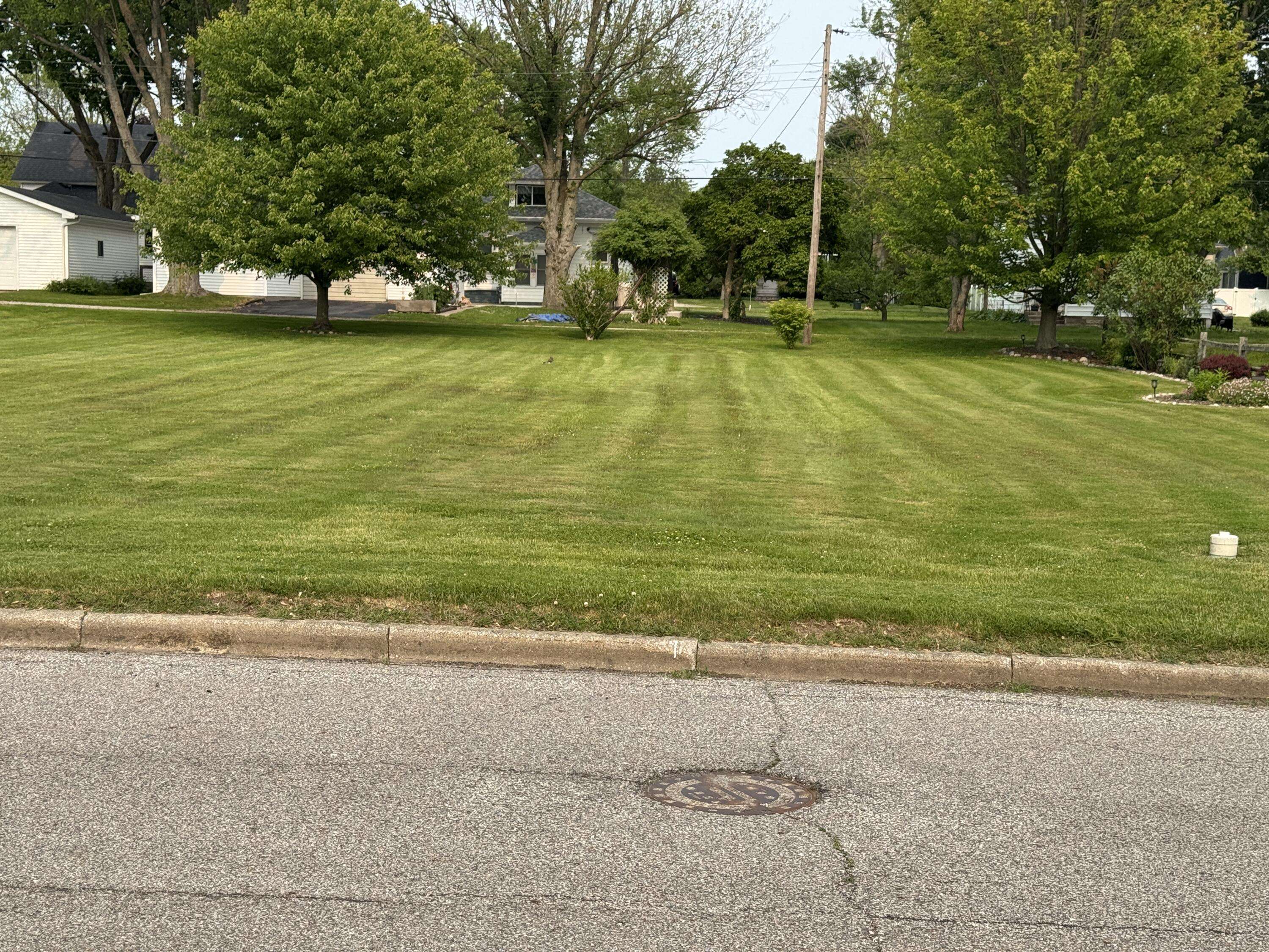 Three Oaks, MI 49128,407 Sherwood Avenue