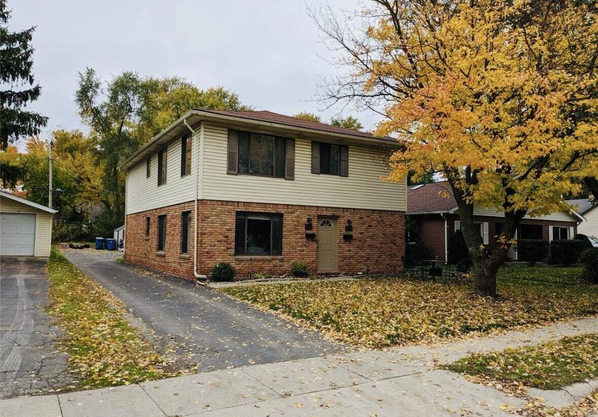 Plymouth, MI 48170,679 Karmada Street