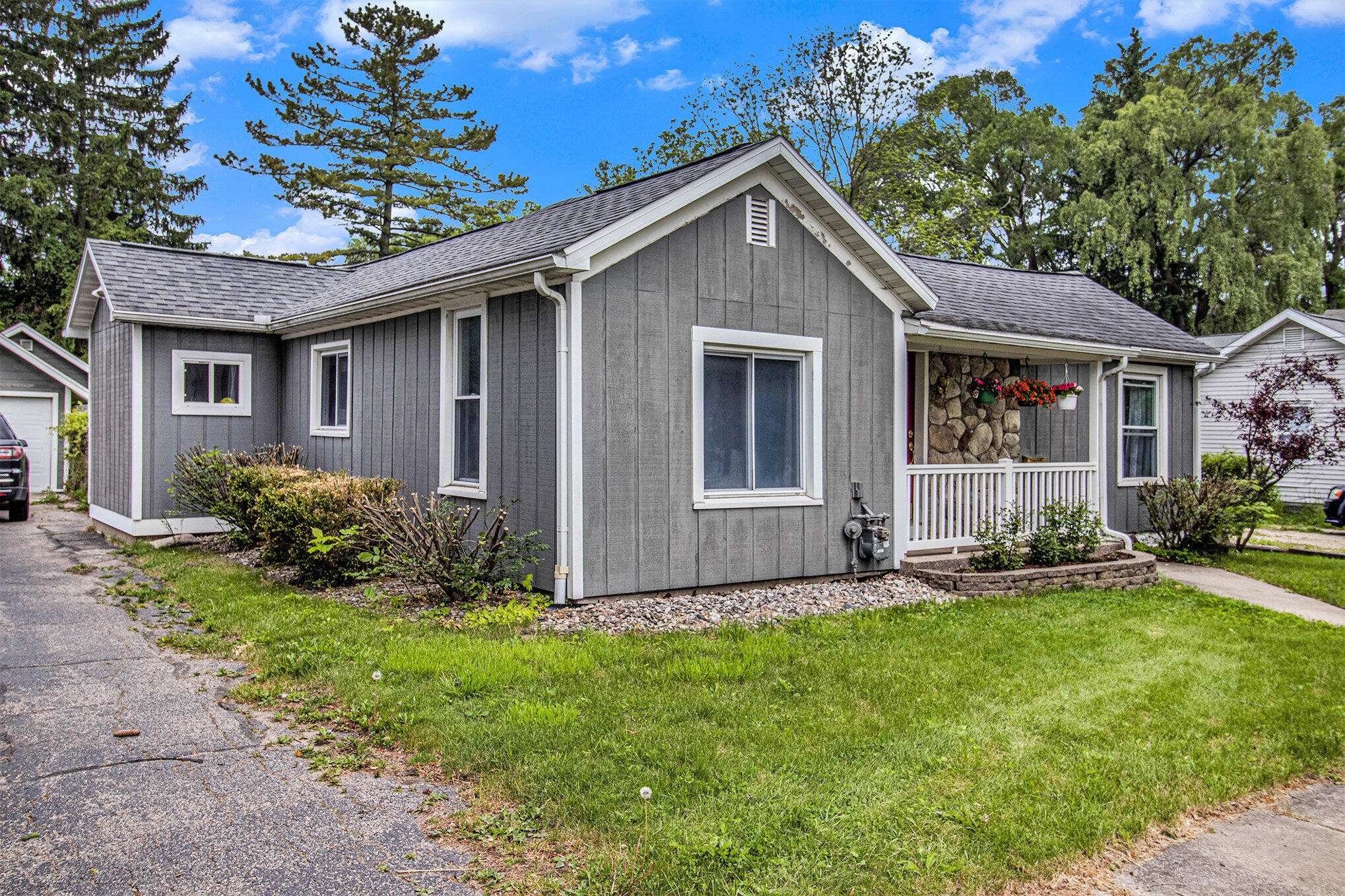Big Rapids, MI 49307,512 Clark Street