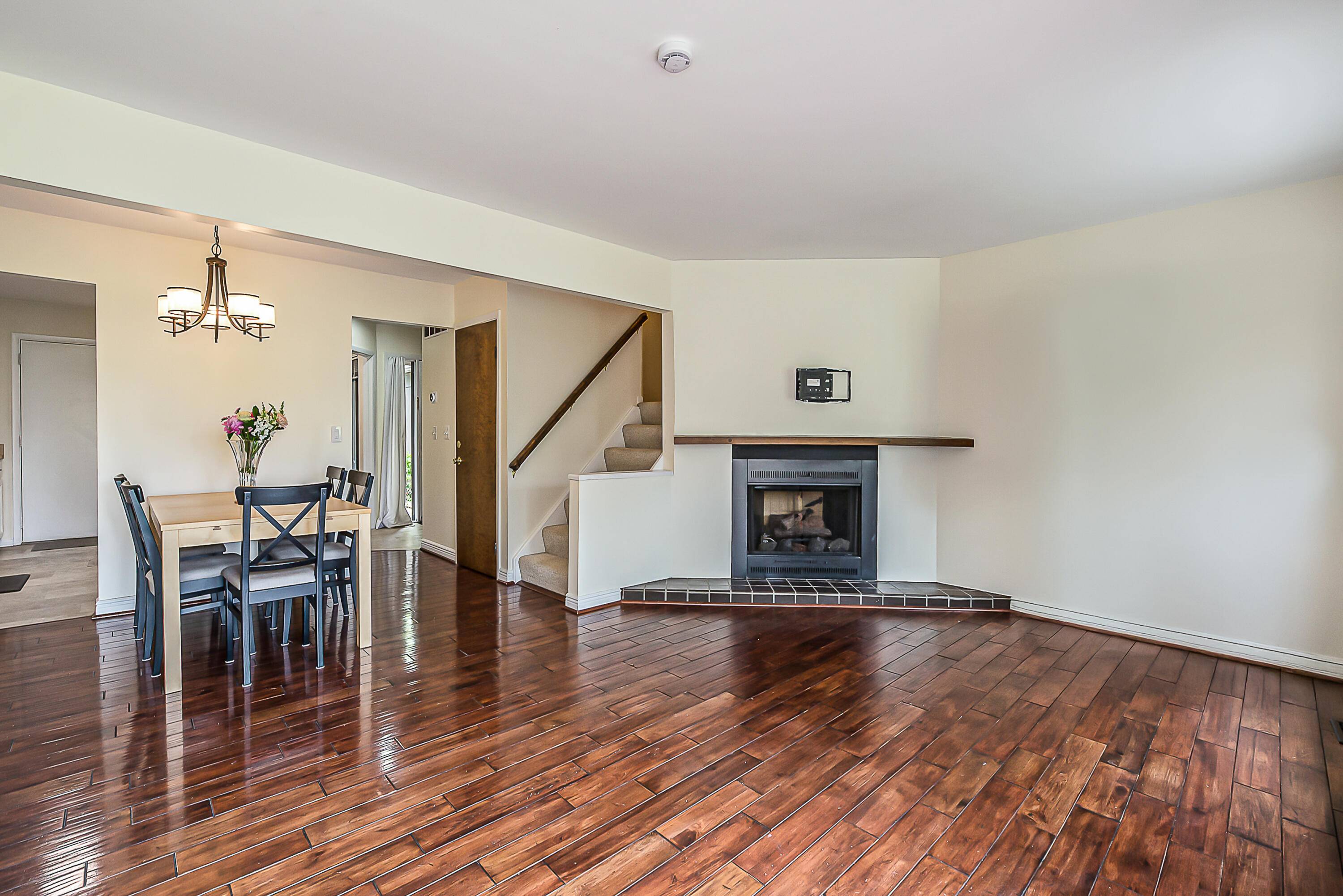 Ann Arbor, MI 48105,2503 Meade Court