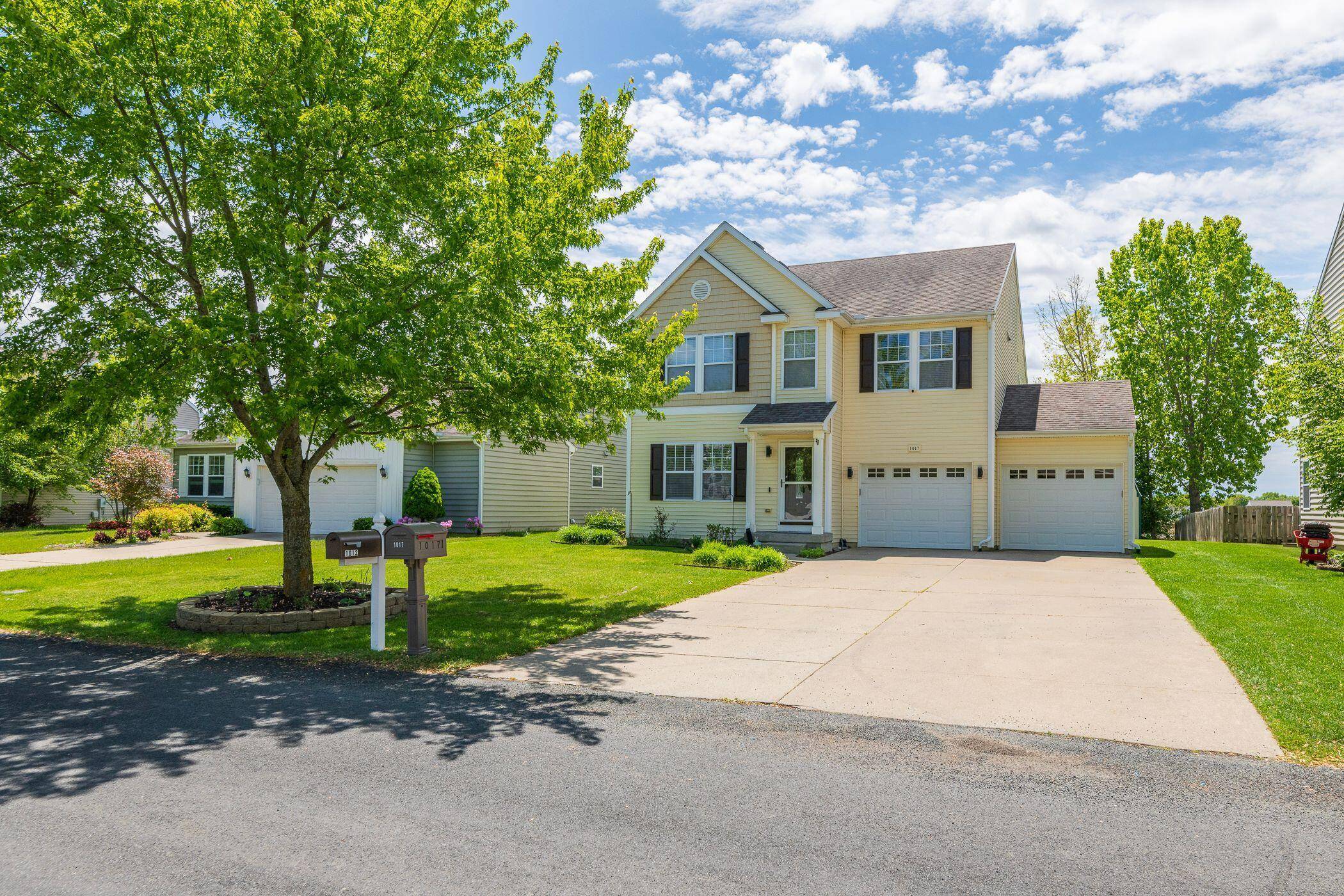Vicksburg, MI 49097,1017 Odell Farm Lane