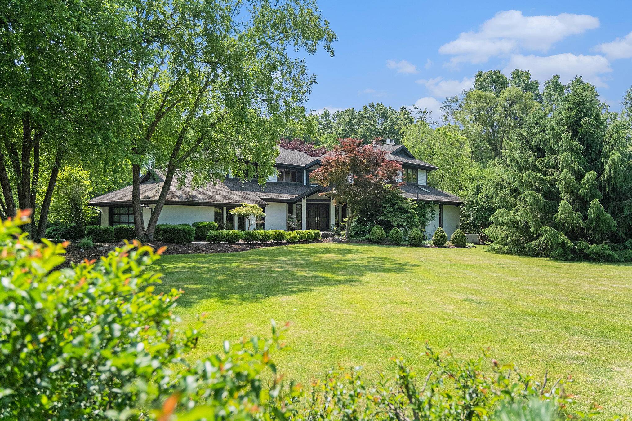 Ann Arbor, MI 48105,2002 Valleyview Drive
