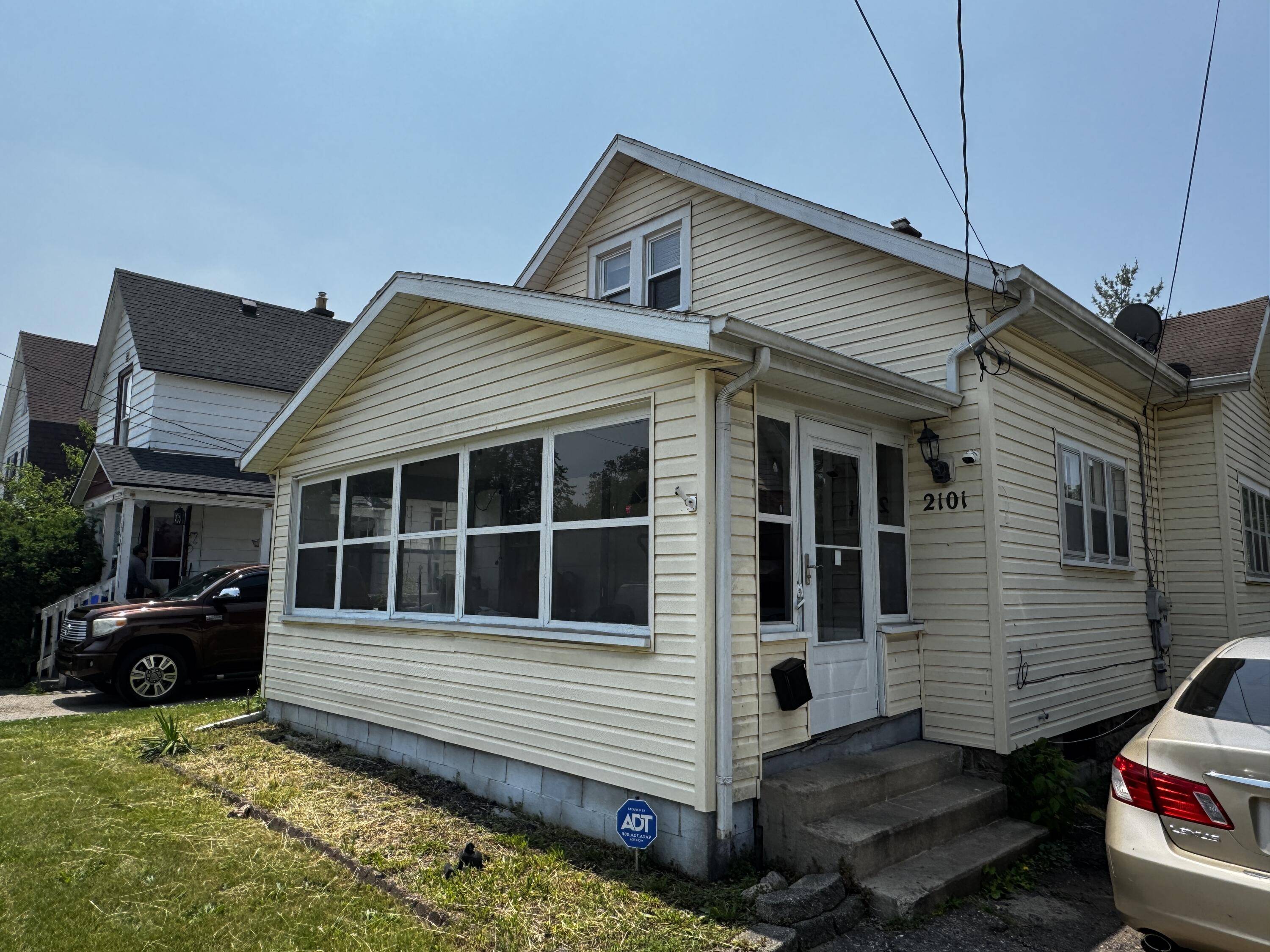 Wyoming, MI 49509,2101 Godfrey SW Avenue