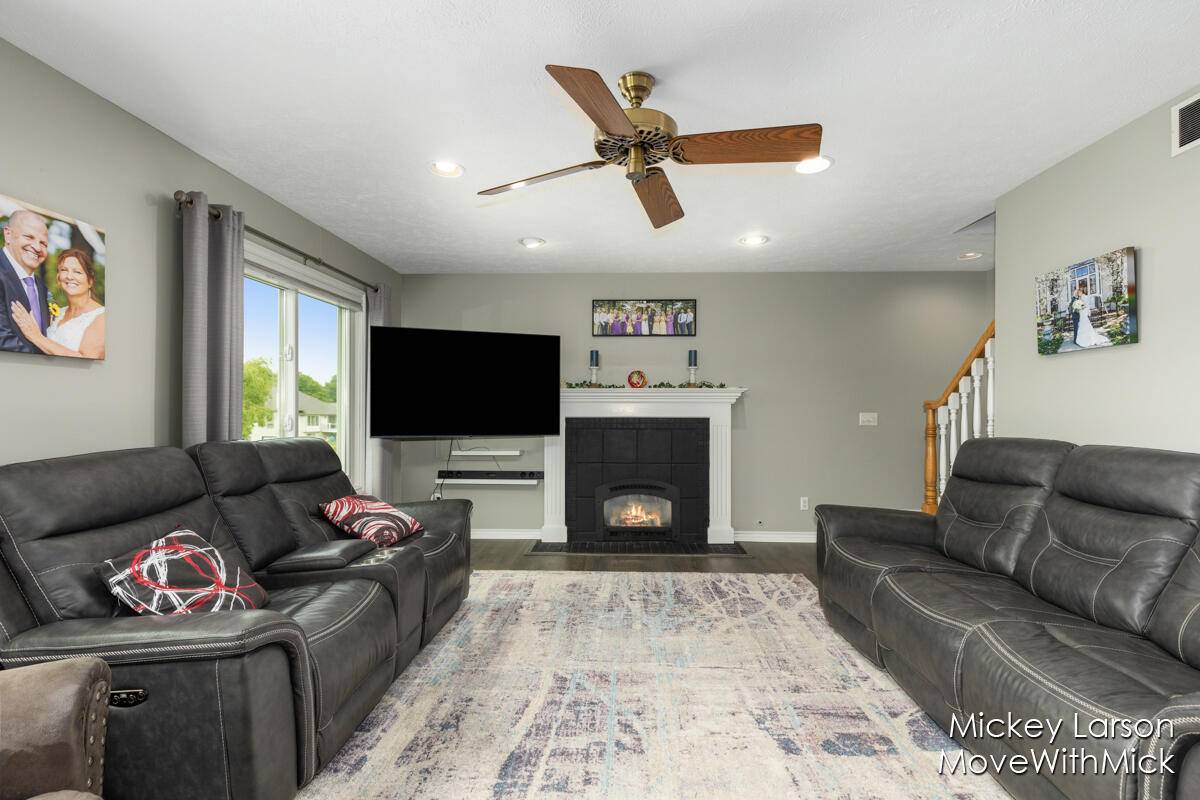 Hudsonville, MI 49426,6263 Heathcross Drive