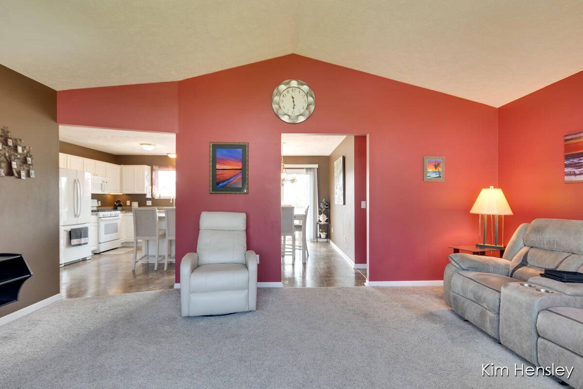 Comstock Park, MI 49321,7088 Quintara NE Drive