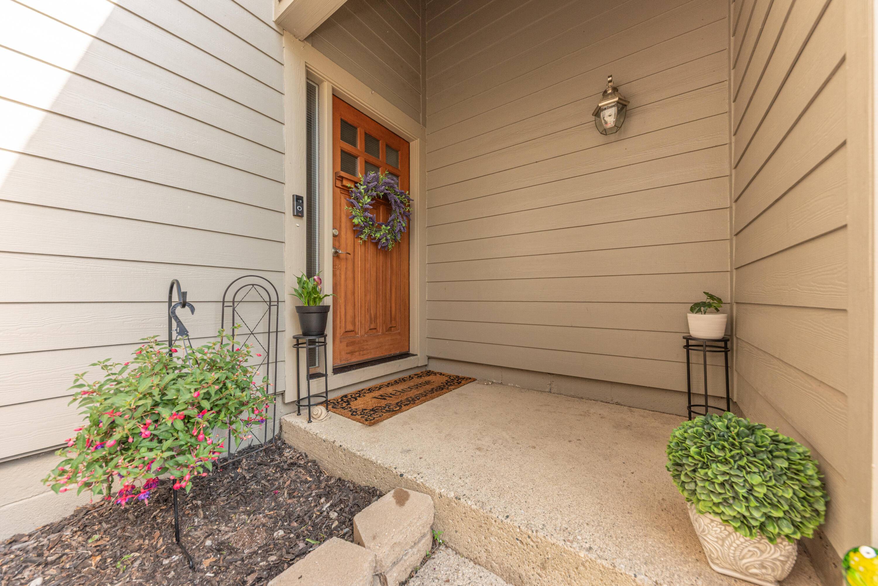 Ann Arbor, MI 48105,757 Peninsula Court