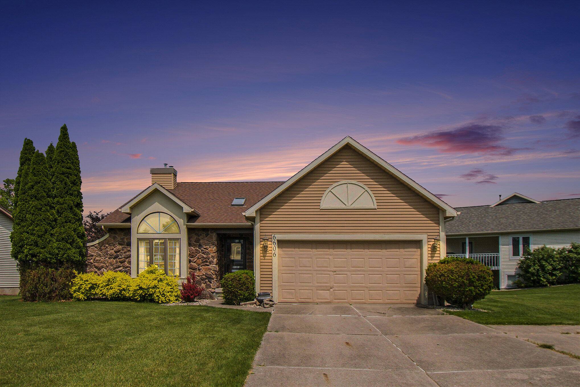 Lansing, MI 48917,6606 Windsong Way