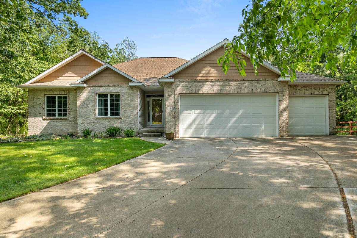 Belmont, MI 49306,1995 Shining Tree NE Drive