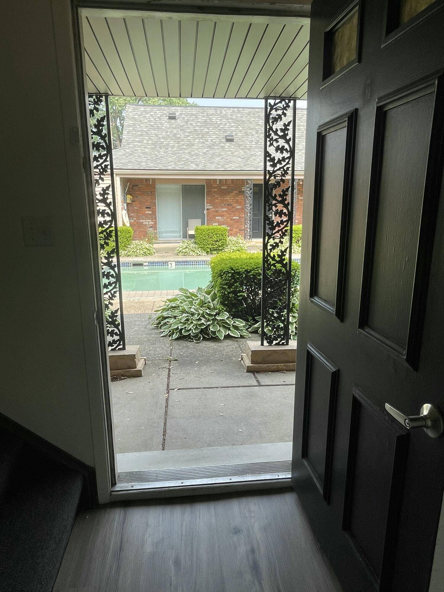 Royal Oak, MI 48067,620 E Lincoln Avenue #5