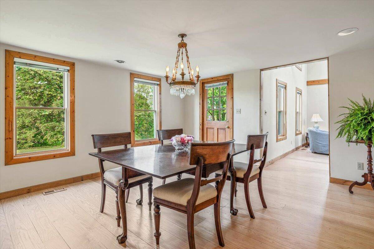 Galien, MI 49113,19196 Cleveland Avenue