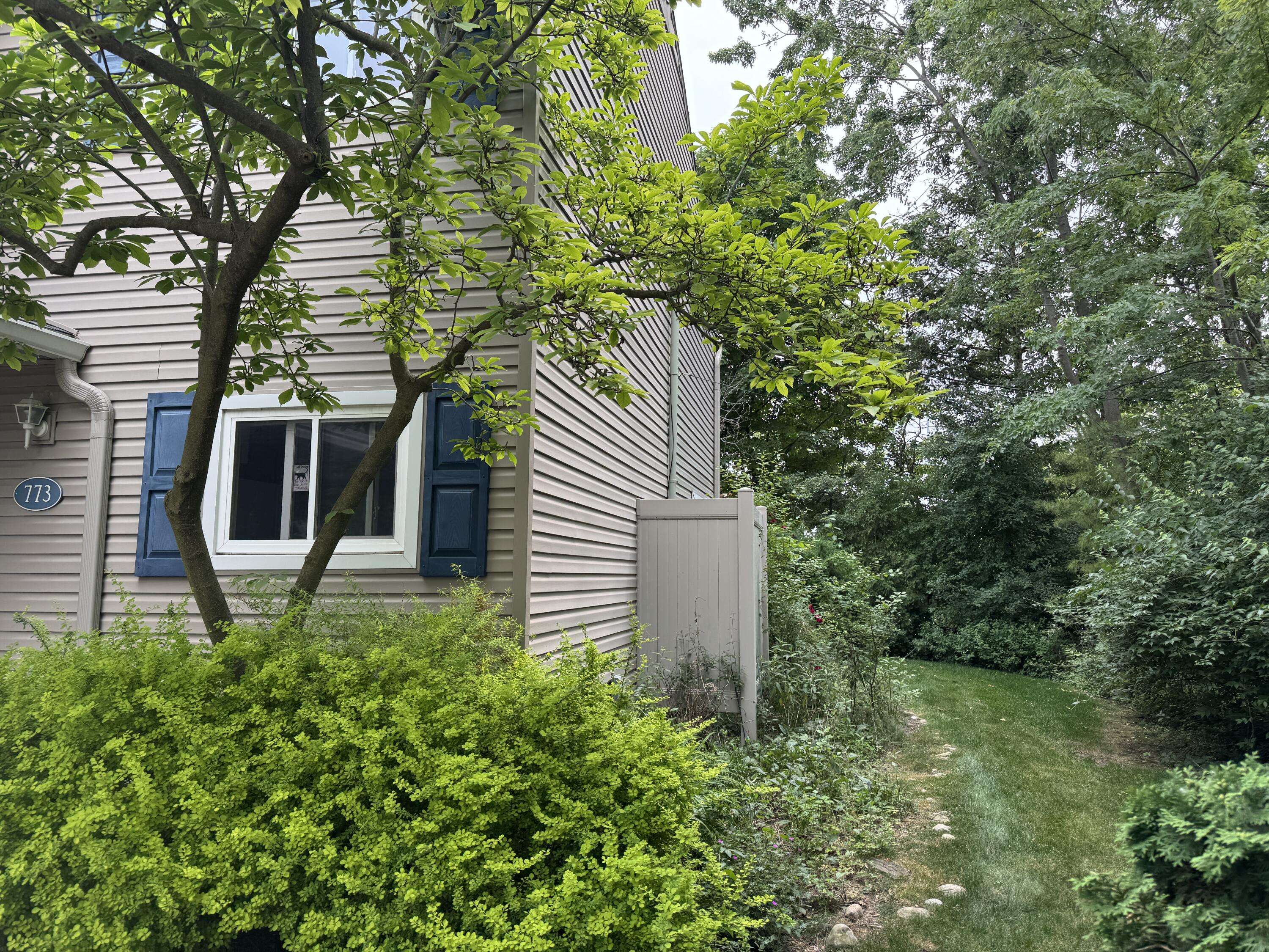 Troy, MI 48084,773 Kirts Boulevard