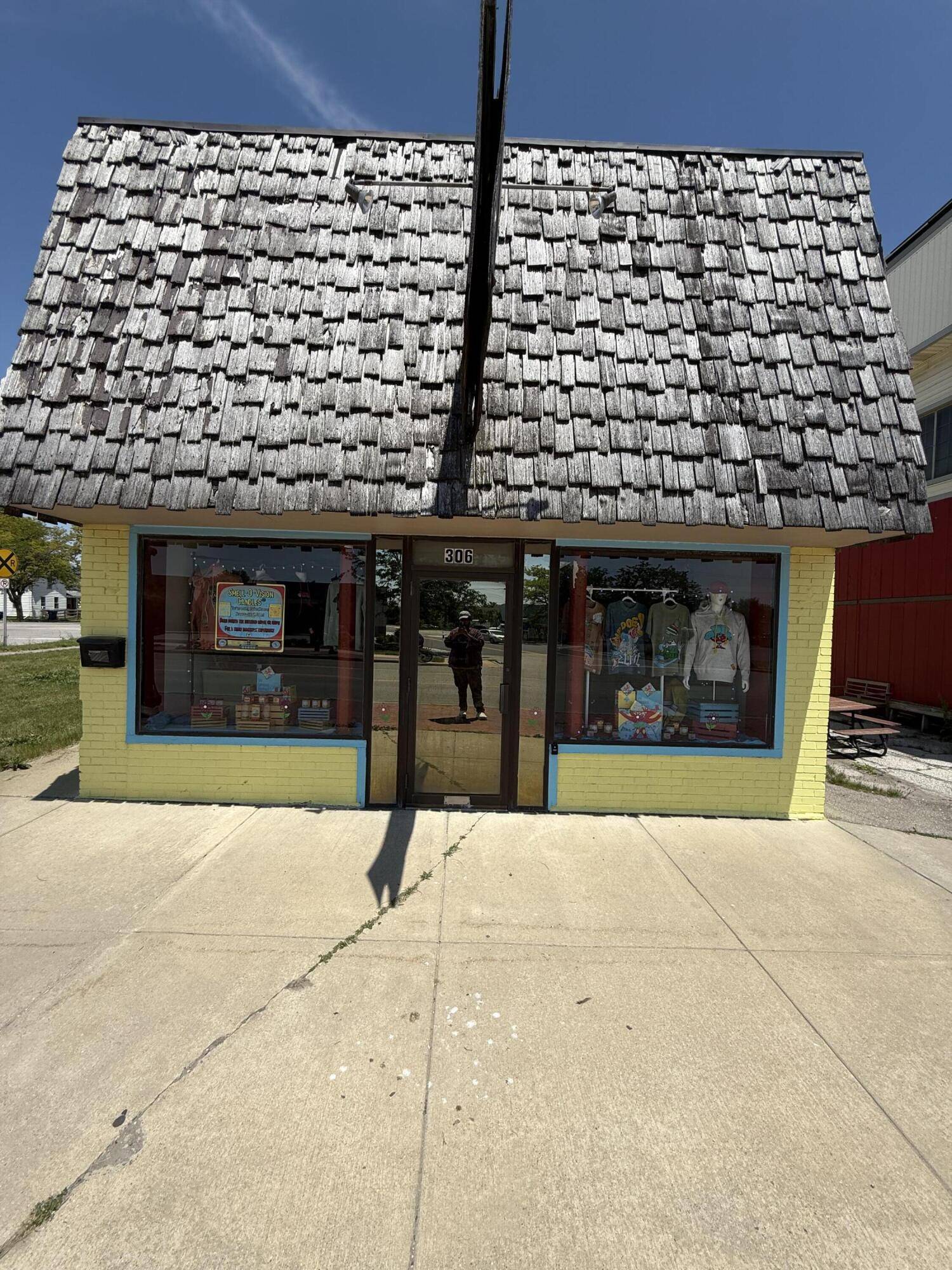 Bay City, MI 48706,306 Salzburg Avenue