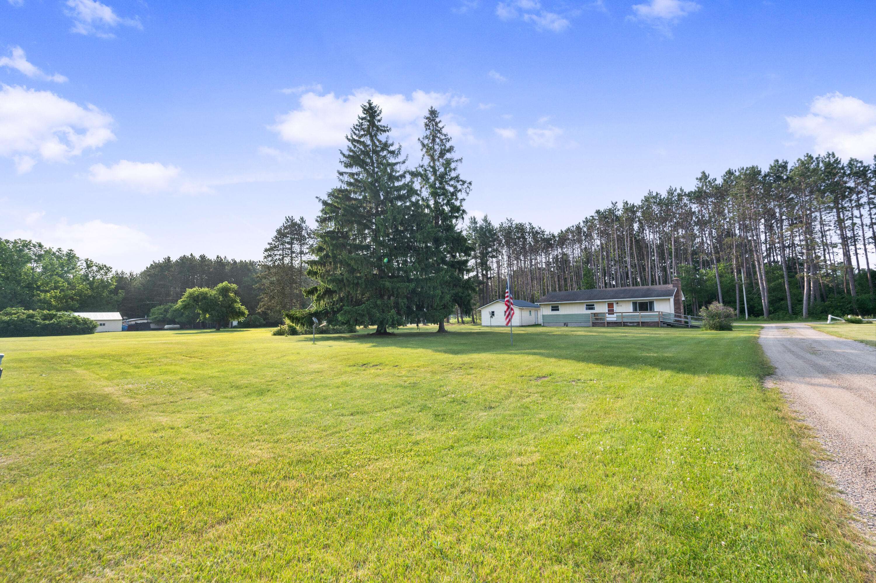 Evart, MI 49631,7873 River Rd