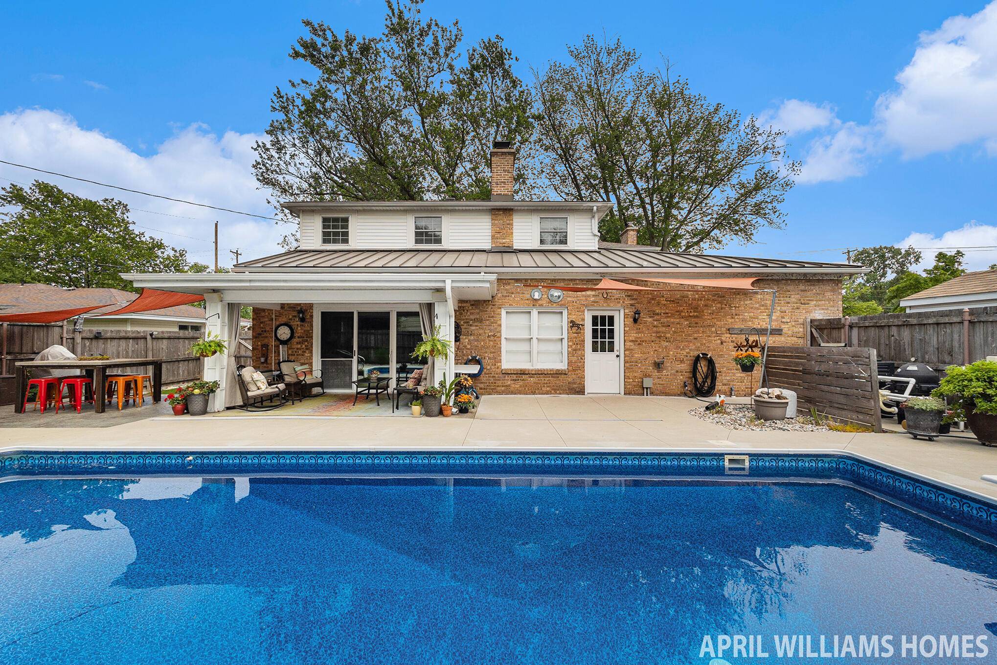 Holland, MI 49423,740 Van Raalte Avenue
