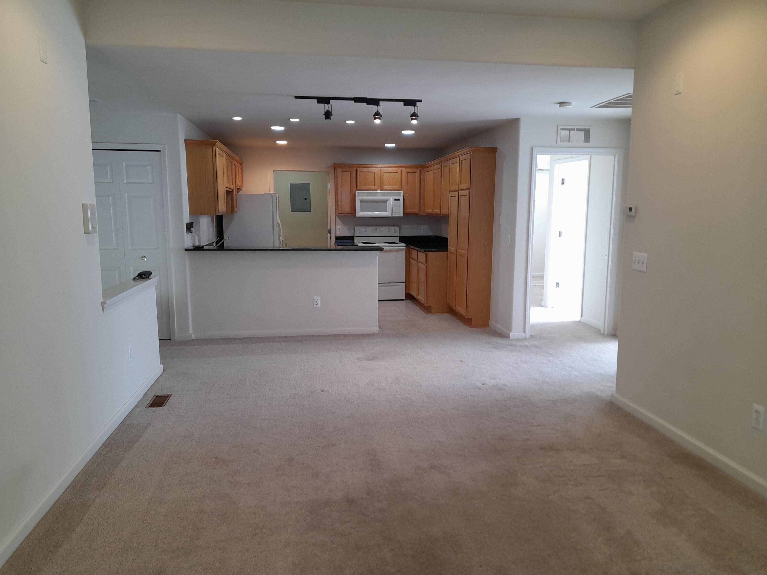 Sterling Heights, MI 48314,5812 ACORN Lane