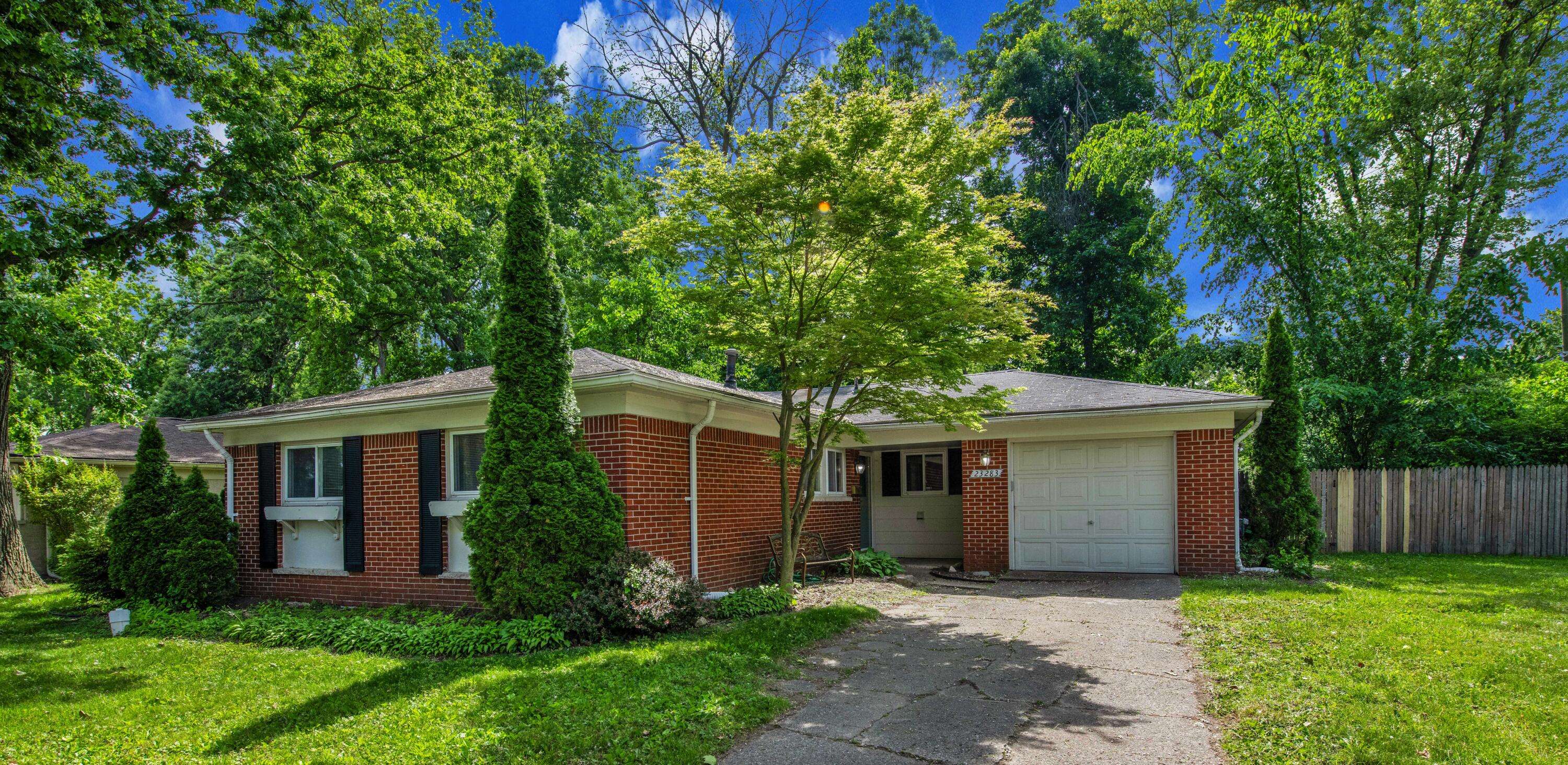 Farmington, MI 48336,23283 Tuck Road