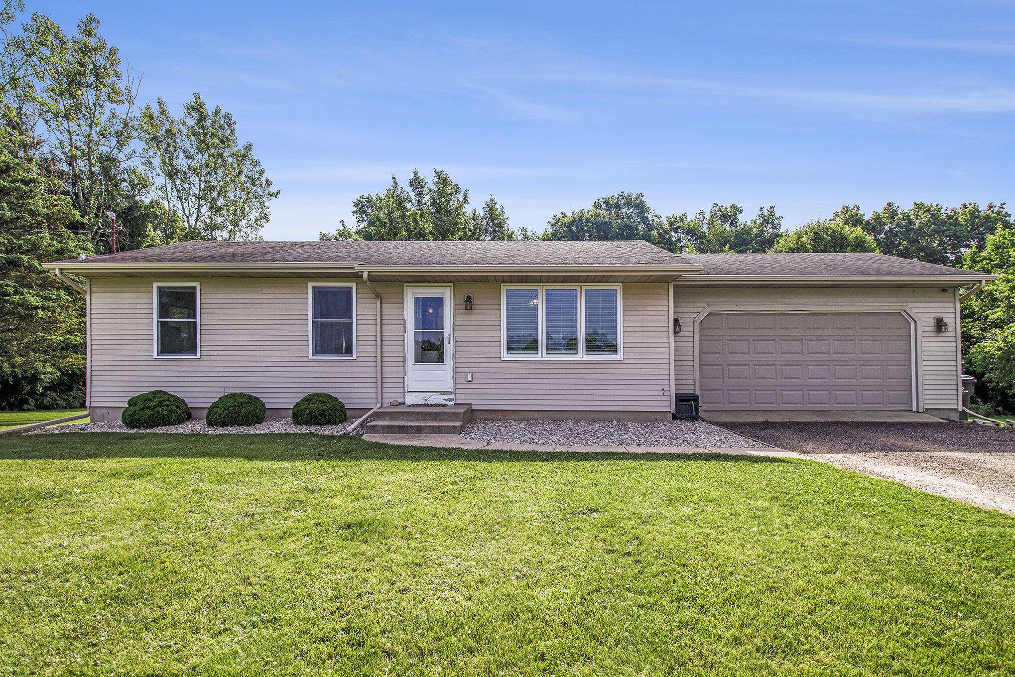 Schoolcraft, MI 49087,16021 Van Kal Street