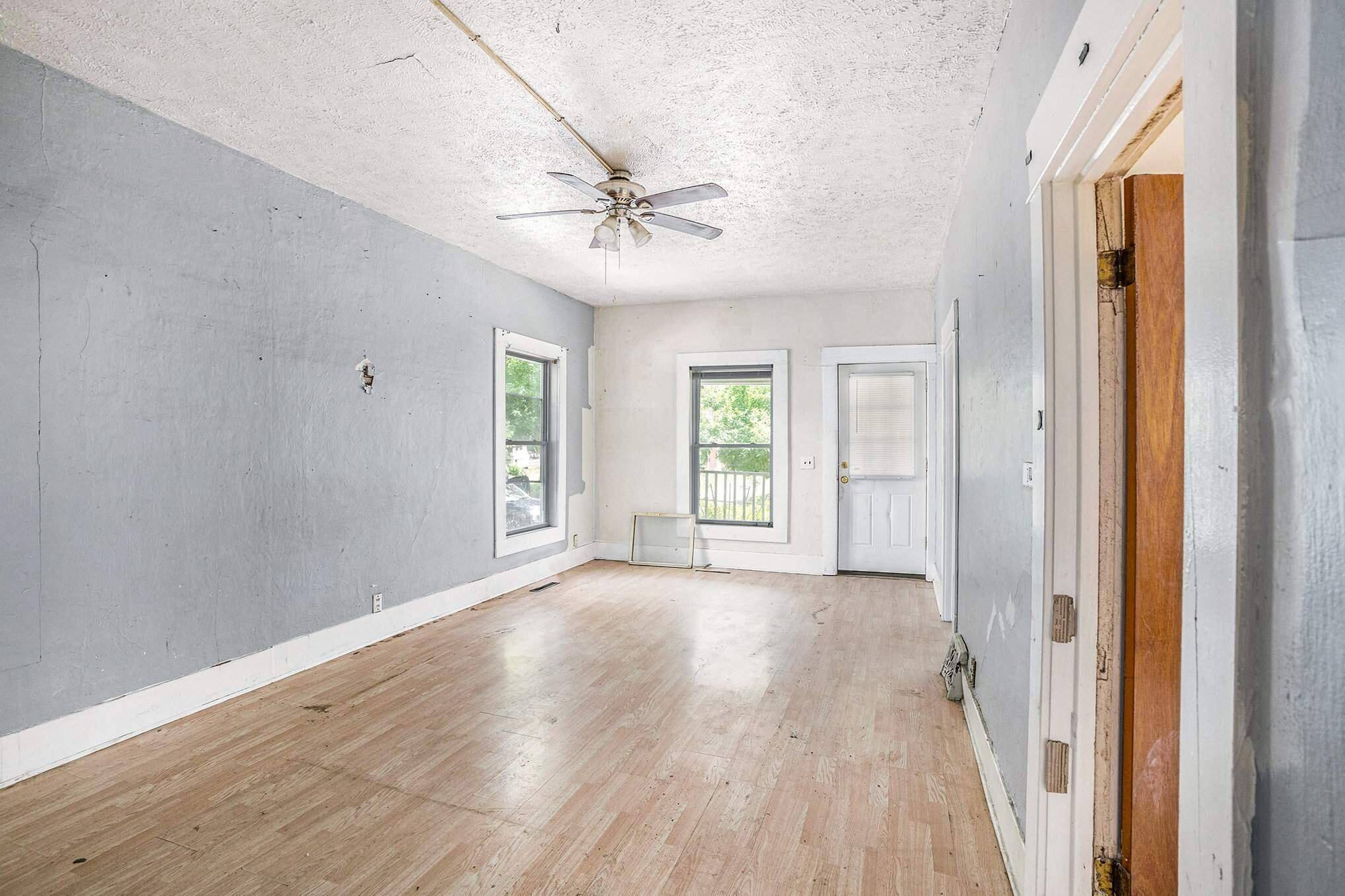 Lansing, MI 48912,823 Larned Street