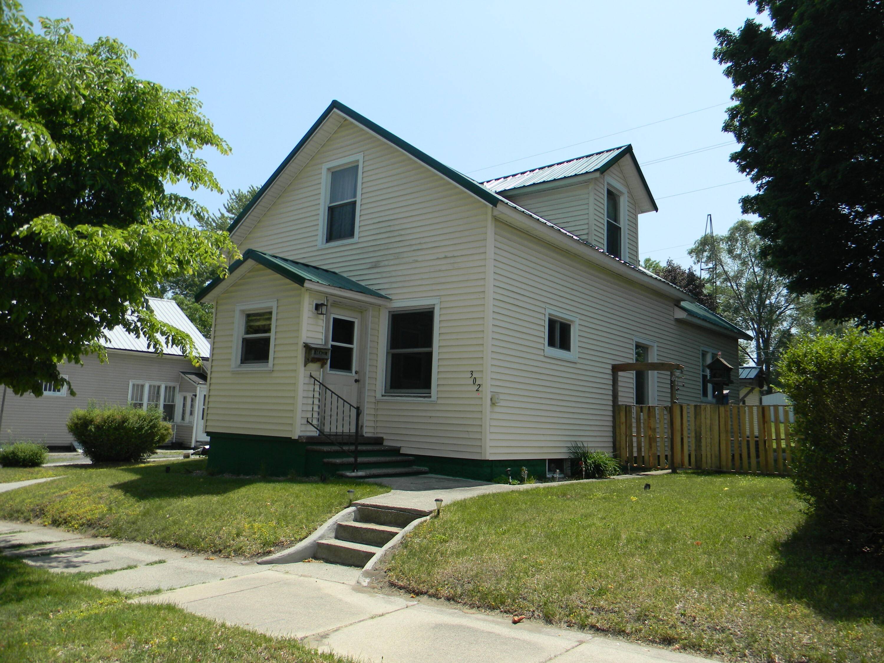 Ludington, MI 49431,302 First Street