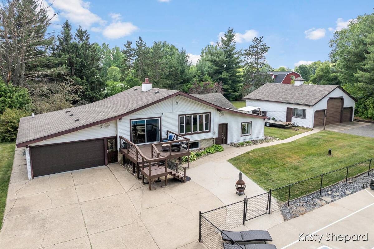 Byron Center, MI 49315,3268 64th SW Street