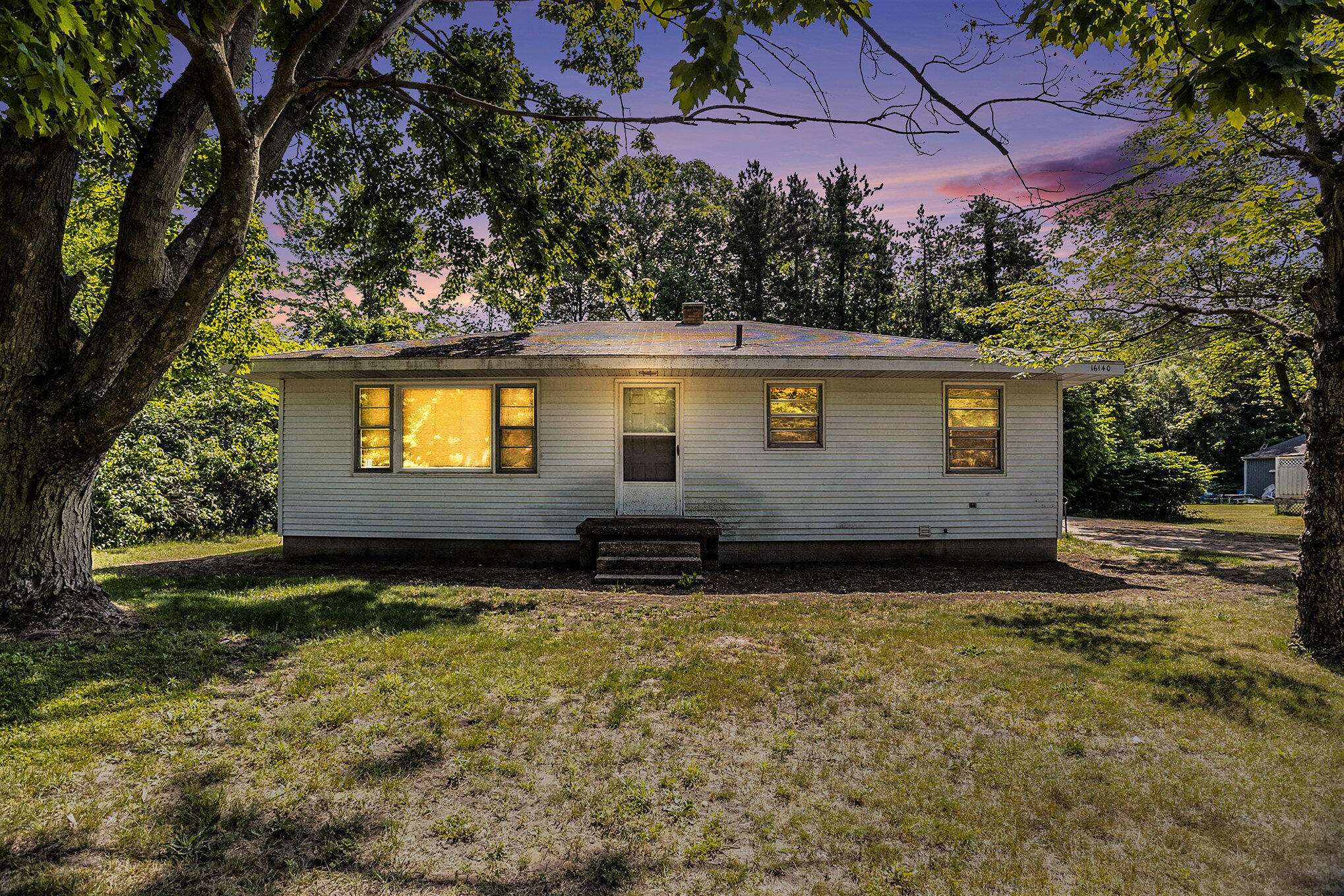 Spring Lake, MI 49456,16140 144th Avenue