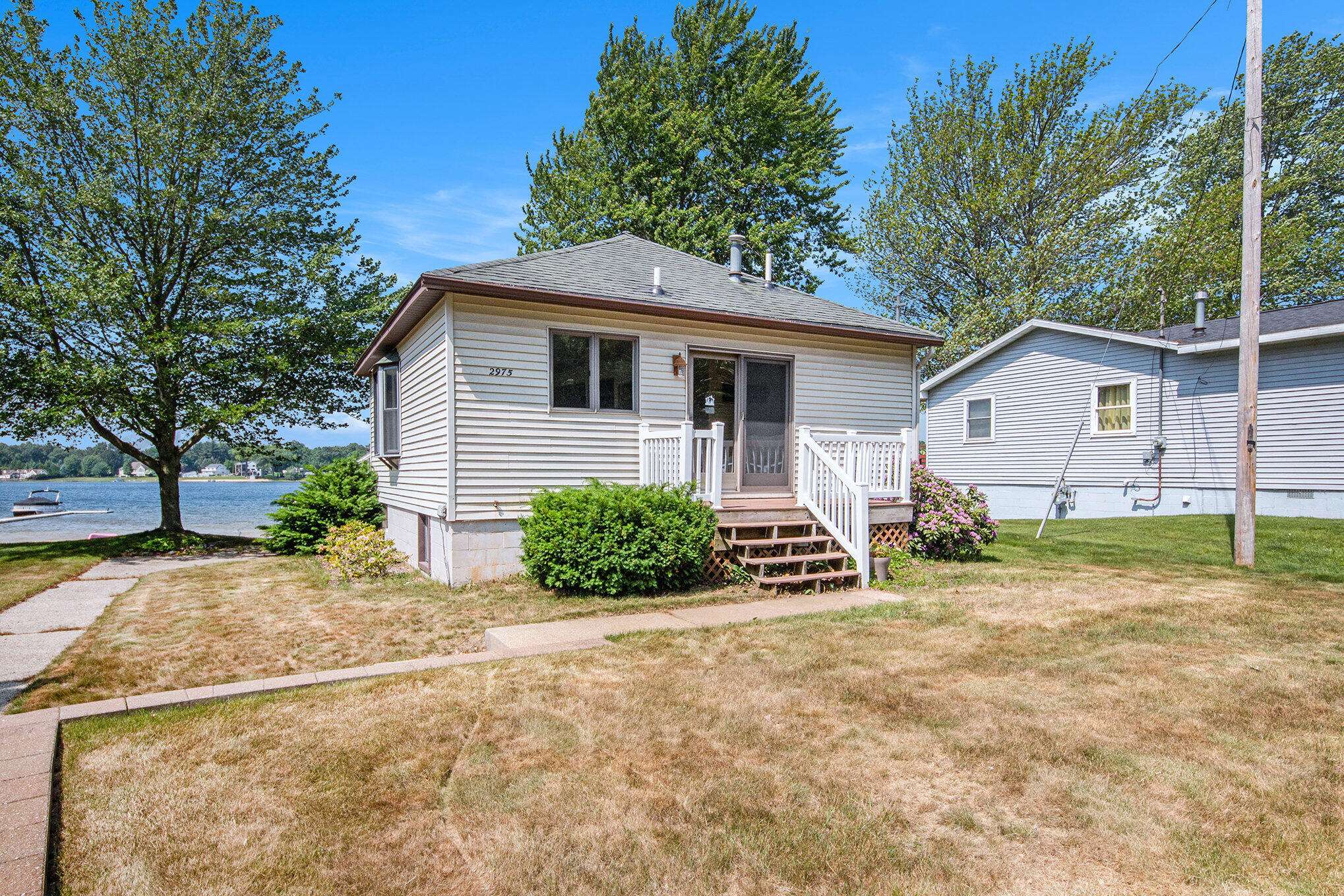 Twin Lake, MI 49457,2975 Lakeshore Road