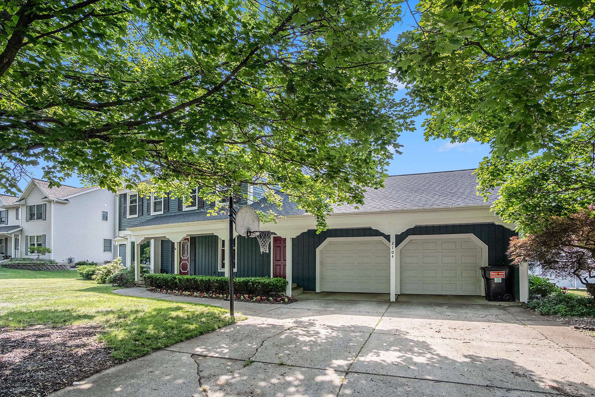 Kentwood, MI 49508,2104 Waterbury SE Drive
