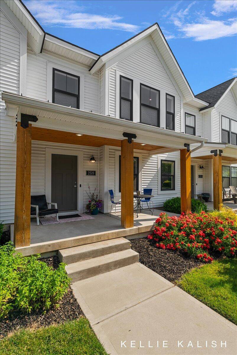 Grand Rapids, MI 49546,2519 Inverness SE Road