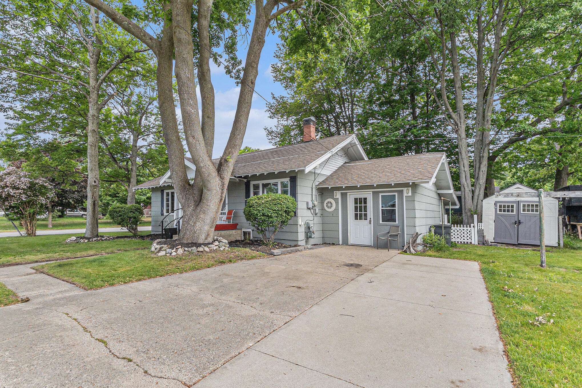 Ludington, MI 49431,101 E Whittier Street