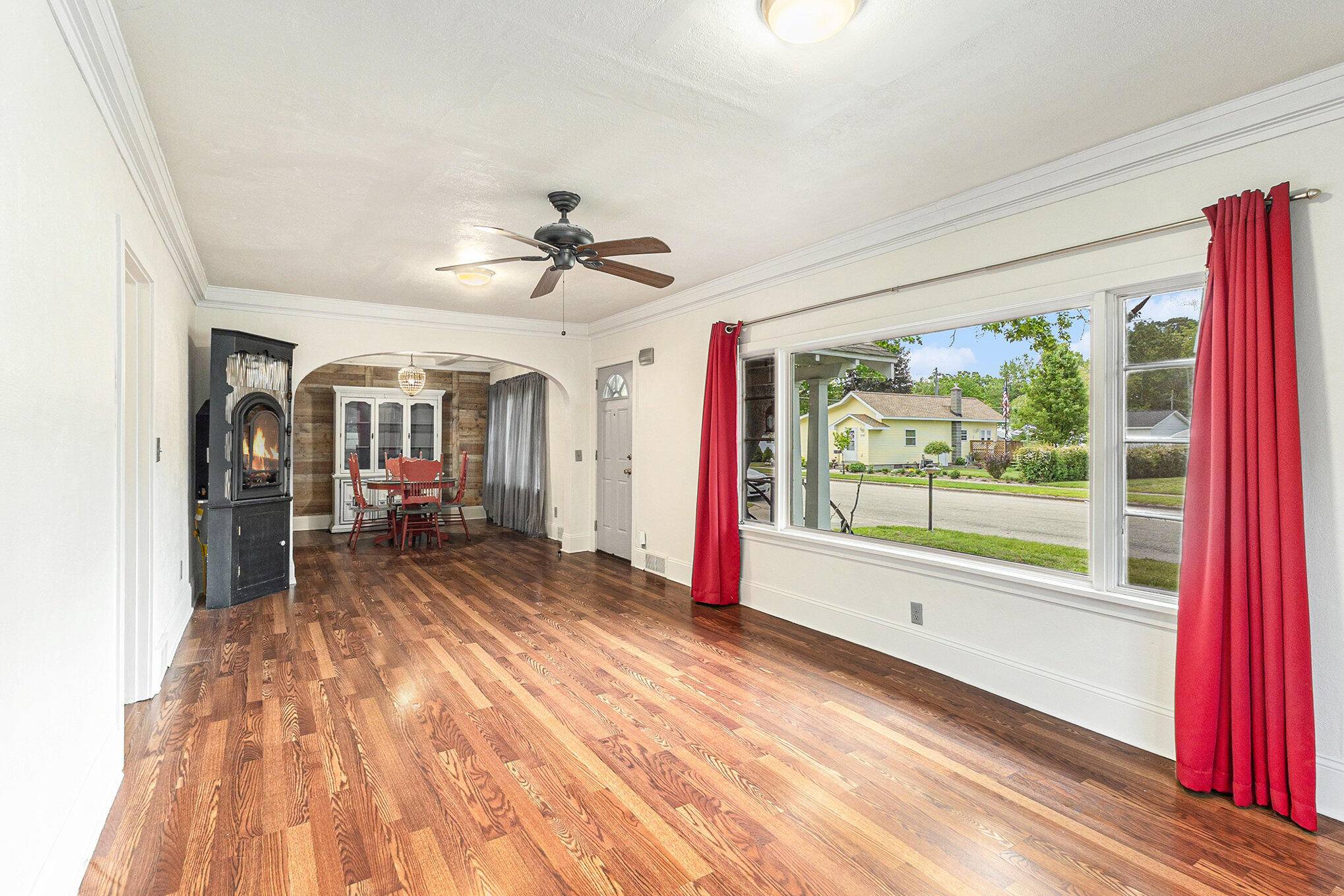 Ludington, MI 49431,101 E Whittier Street
