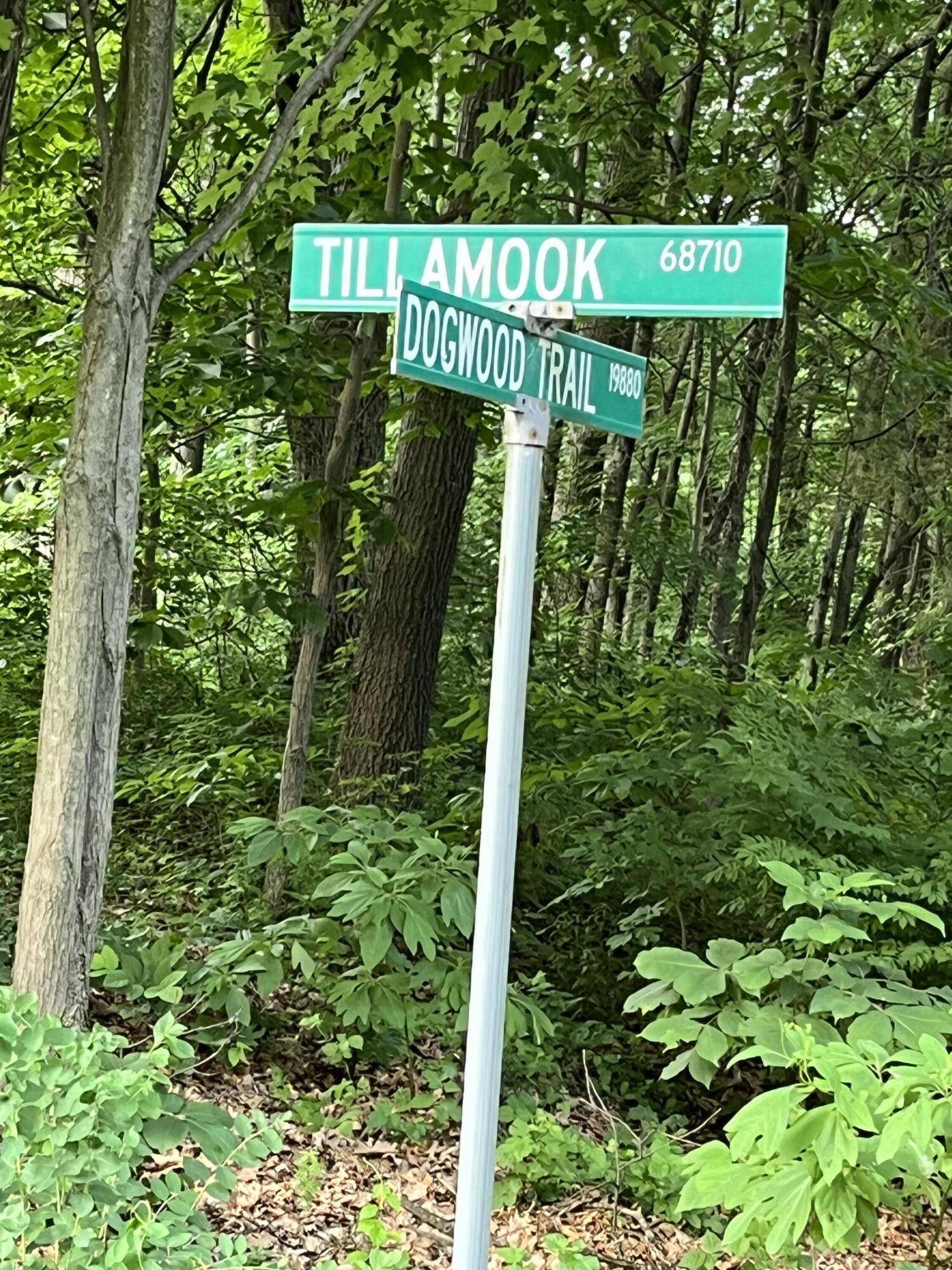 White Pigeon, MI 49099,Tillamook and Dogwood