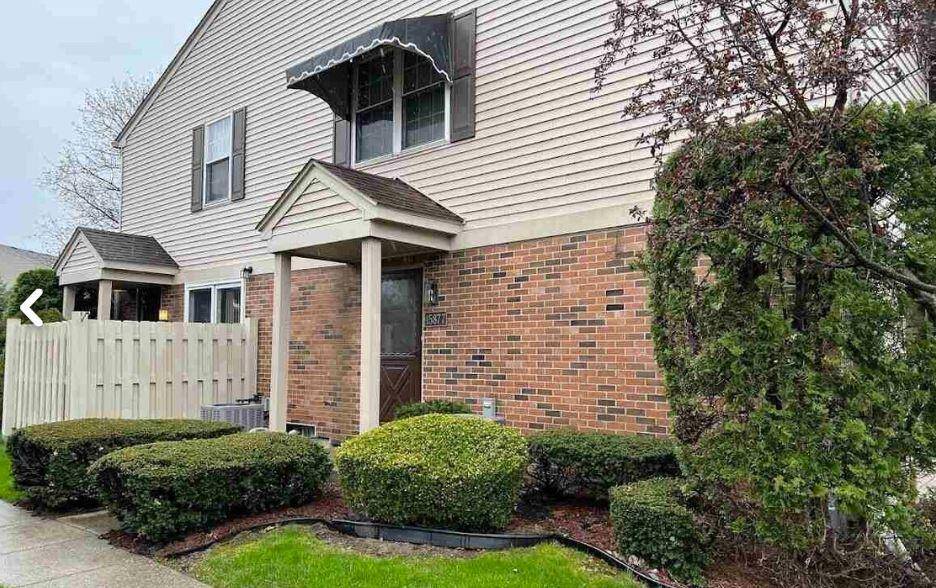 Clinton Twp, MI 48038,15877 Cambridge Drive