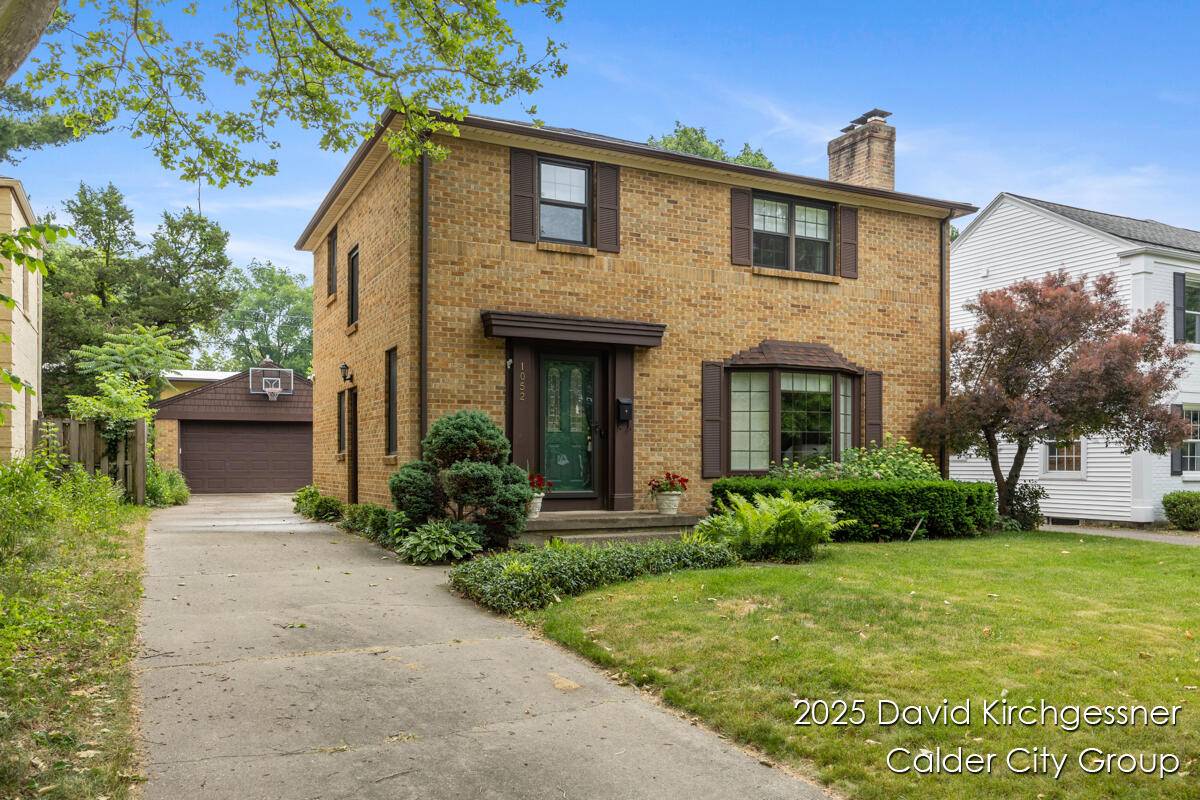 Grand Rapids, MI 49506,1052 Santa Cruz SE Drive