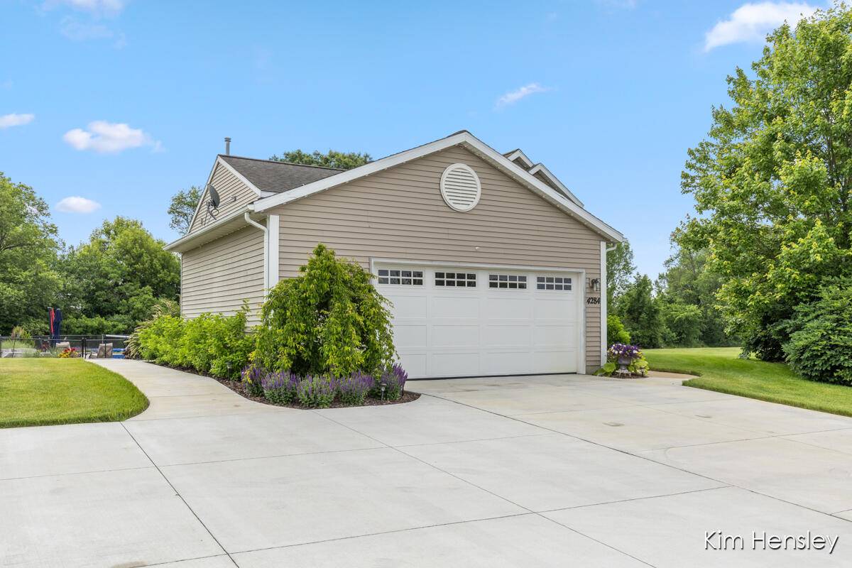 Cedar Springs, MI 49319,4284 Ives Farm NE Lane