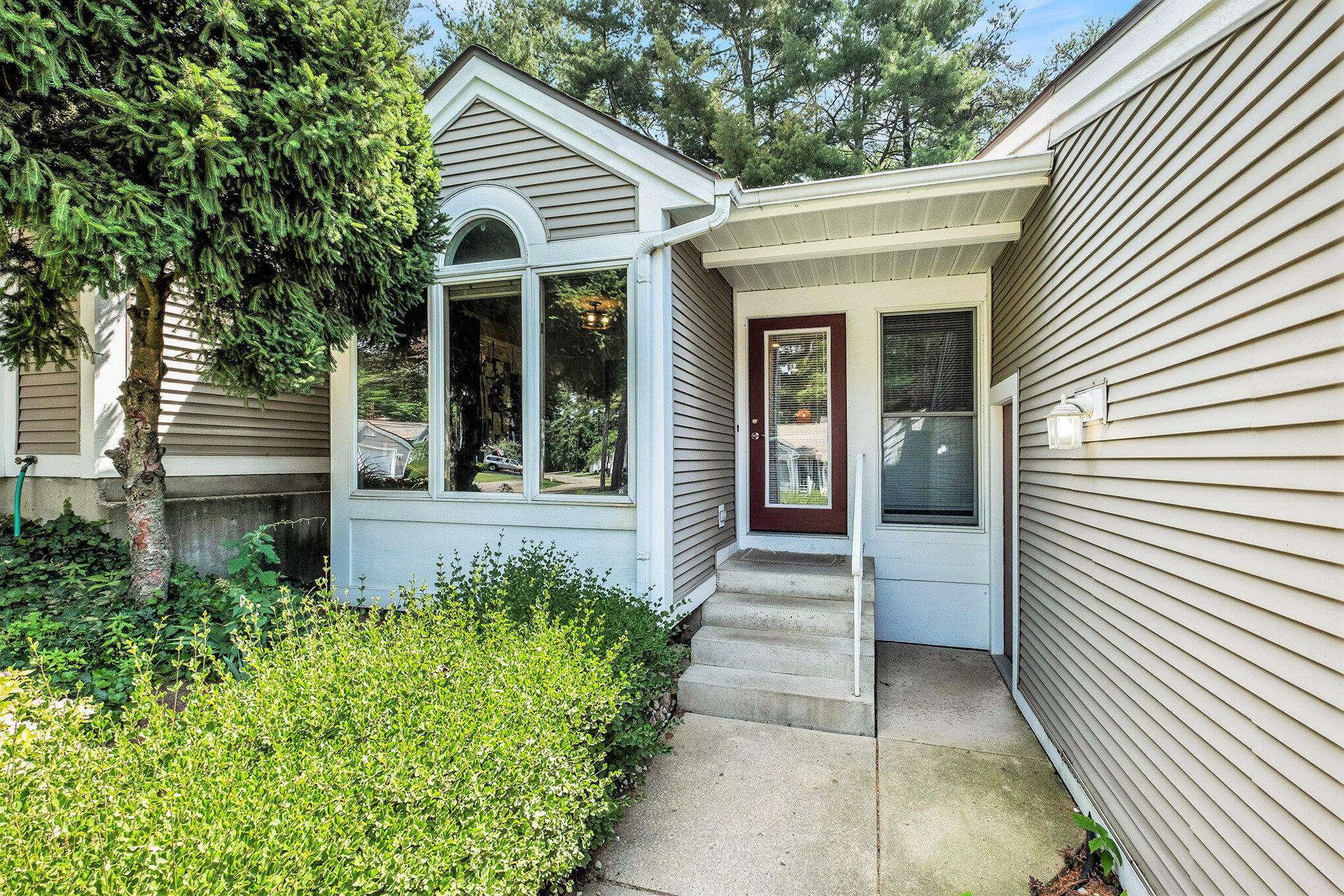 Grand Rapids, MI 49525,3342 Woodwind NE Drive
