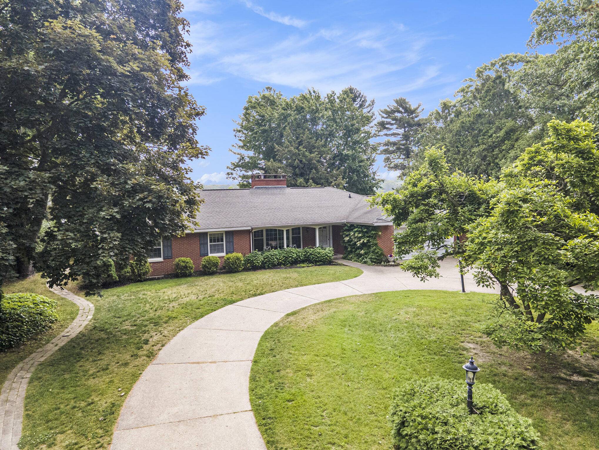 Spring Lake, MI 49456,18190 Lovell Road