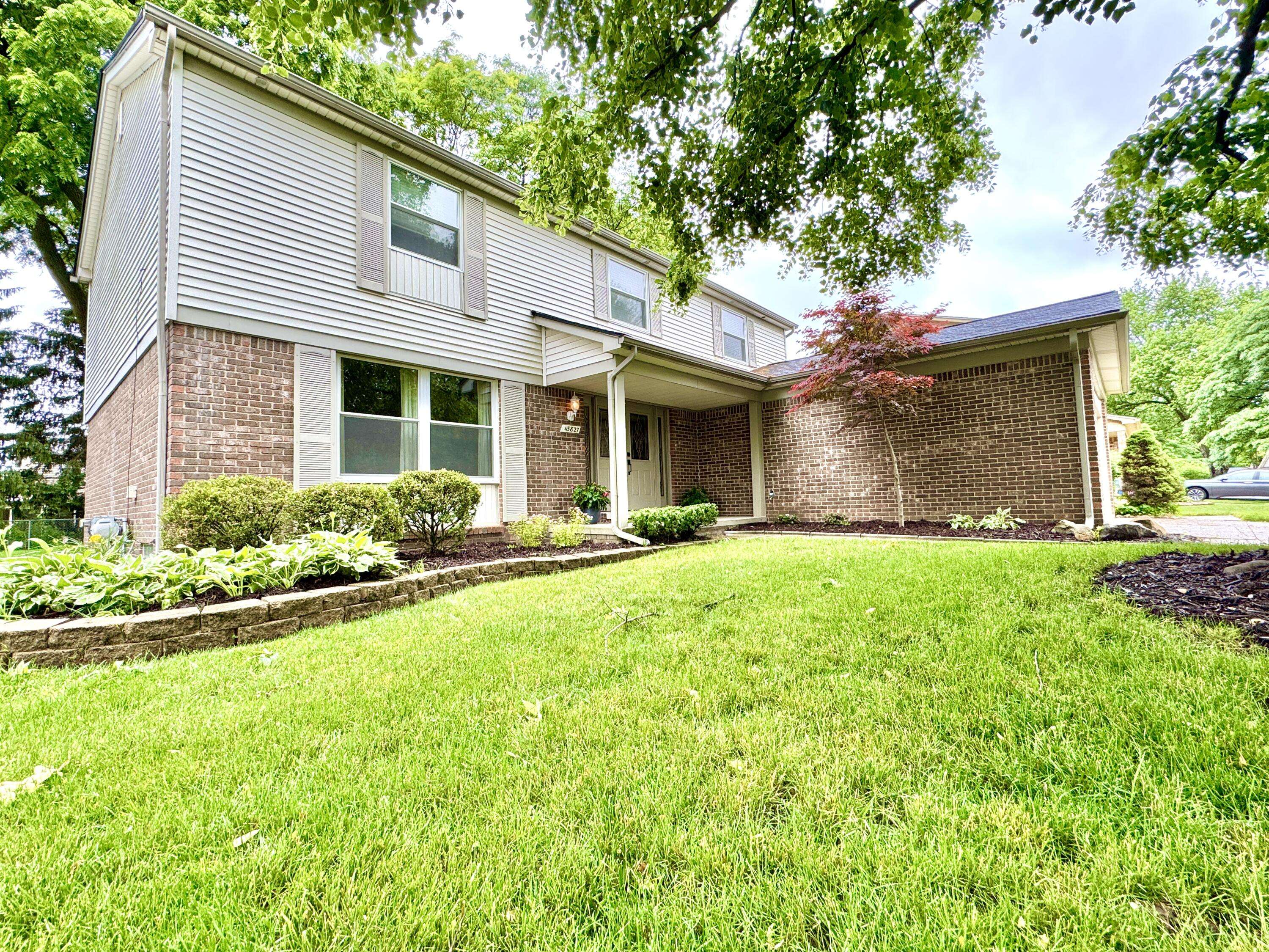 Canton, MI 48187,45827 Gainsborough Drive