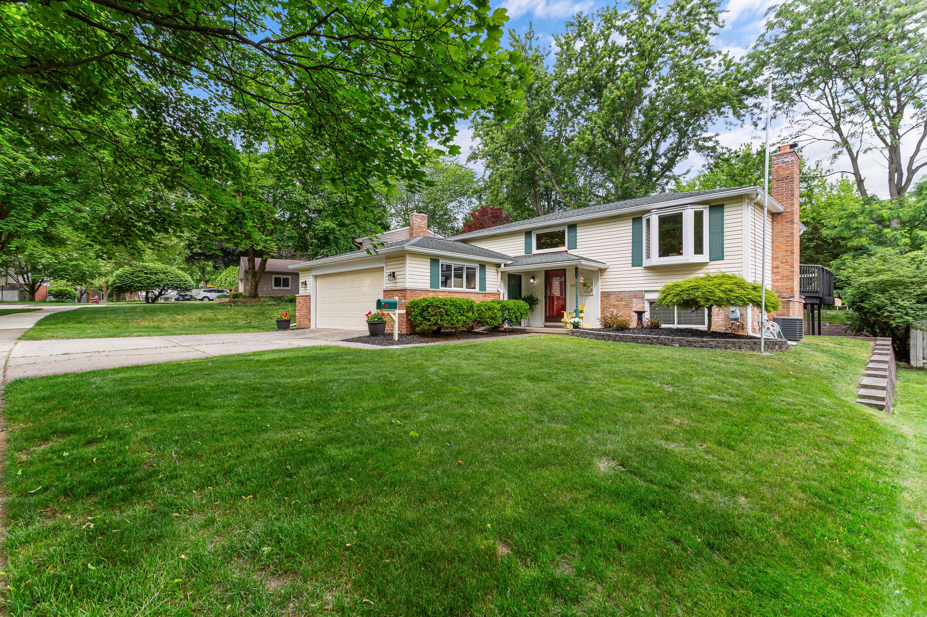 Northville, MI 48167,525 Langfield Street