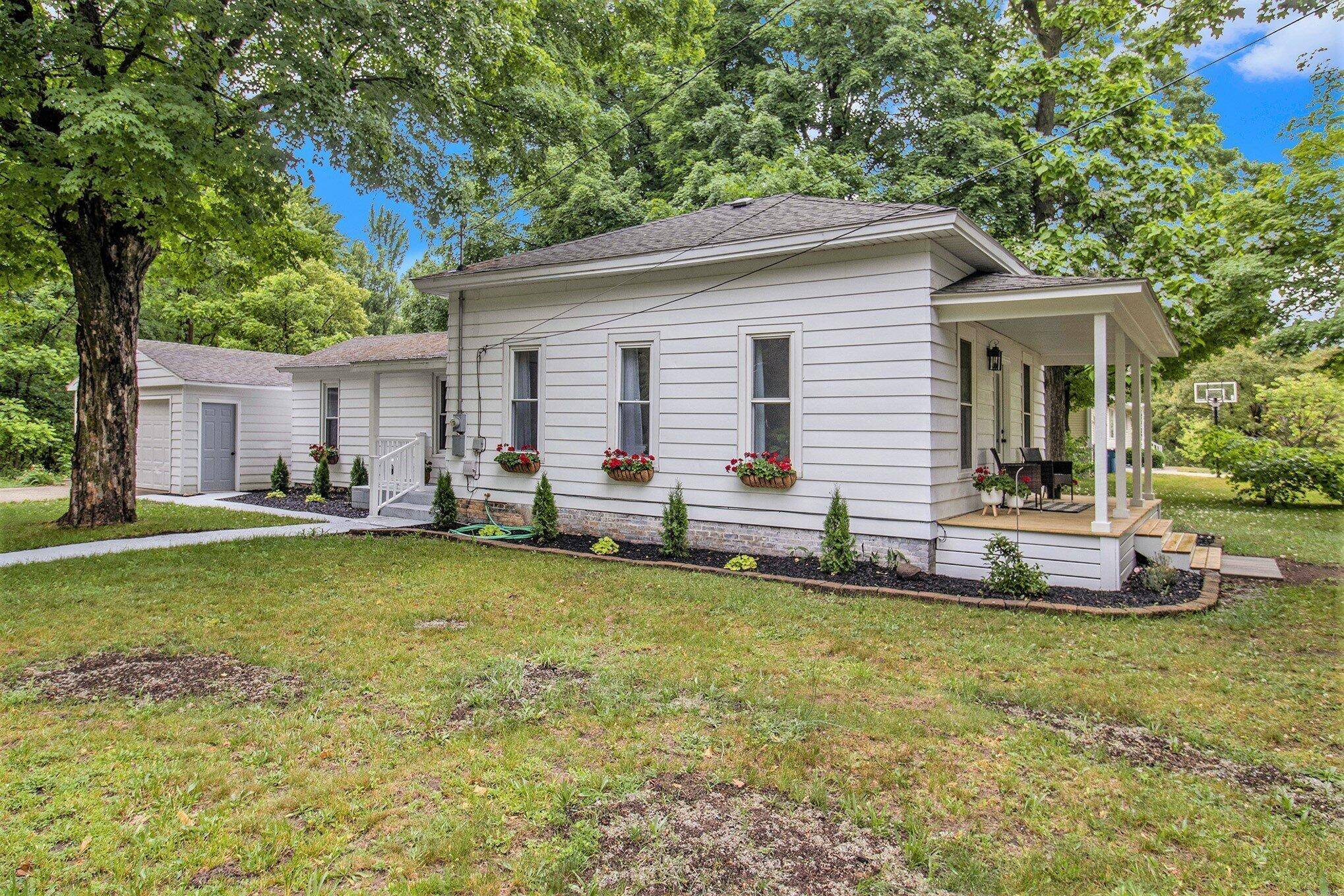 Howard City, MI 49329,405 Williams Street