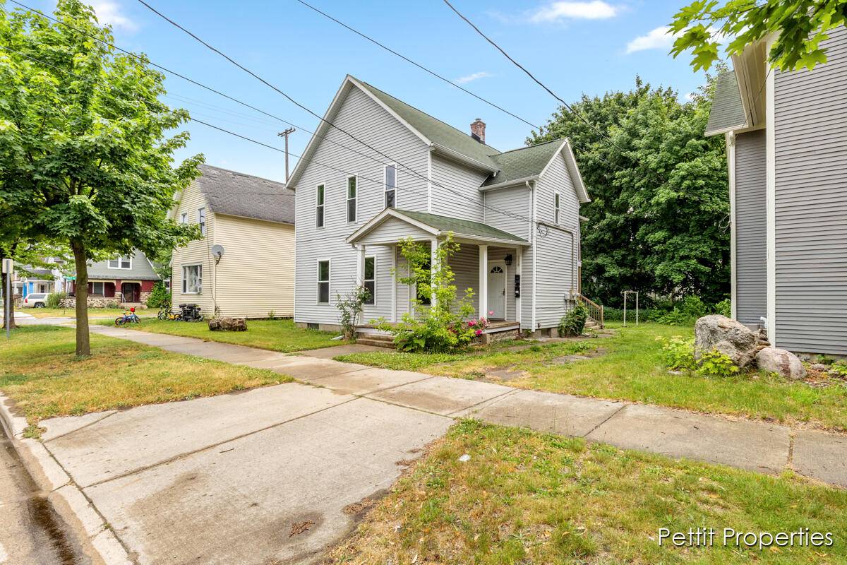 Grand Rapids, MI 49504,558 Fremont NW Avenue