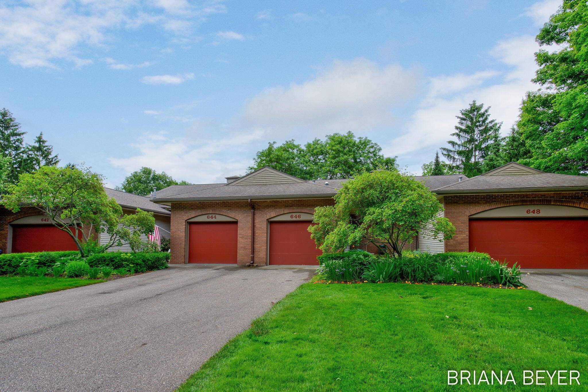 Holland, MI 49423,646 Spring Lane