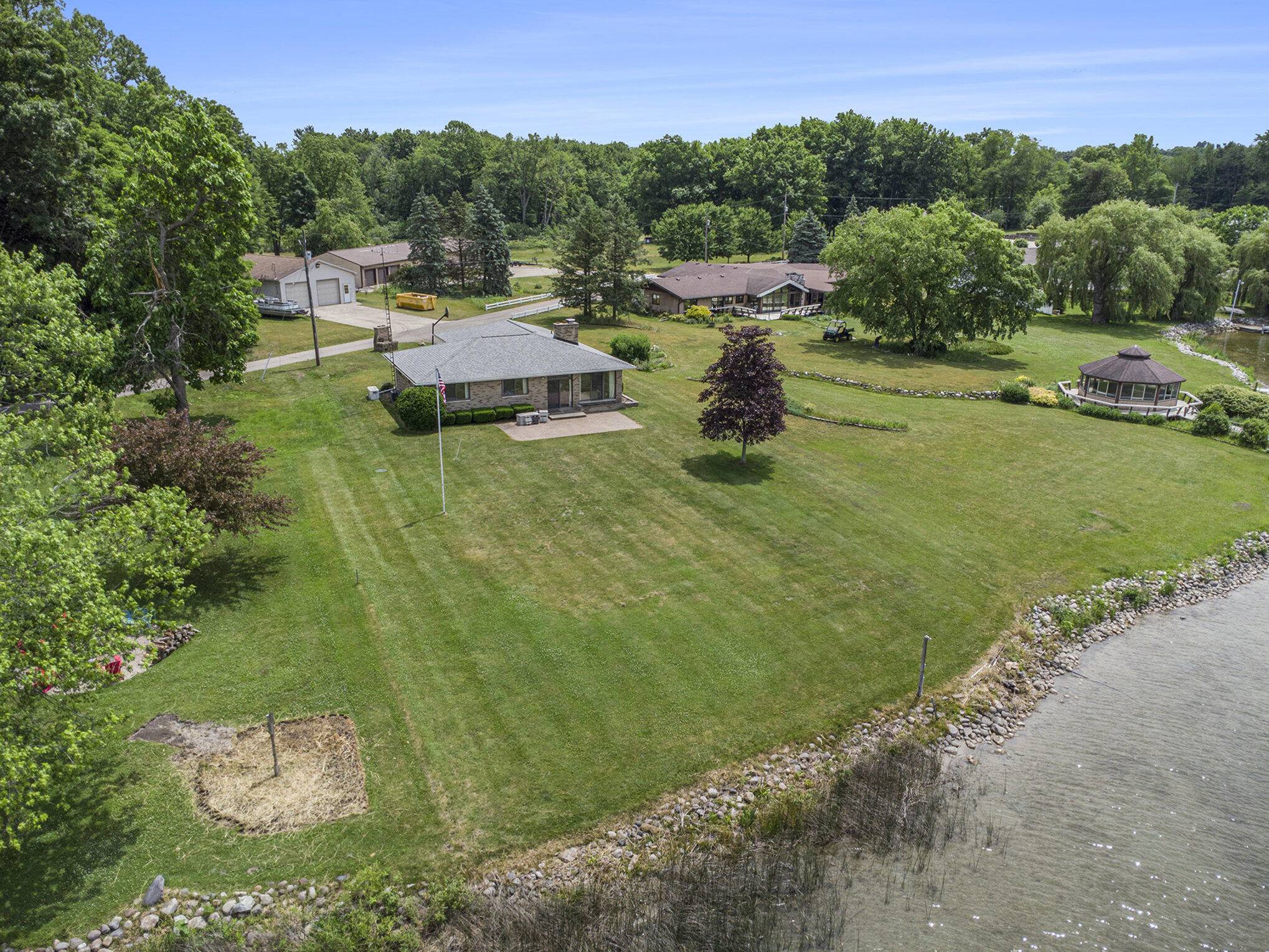 Dowling, MI 49050,11512 Willow Cove Drive