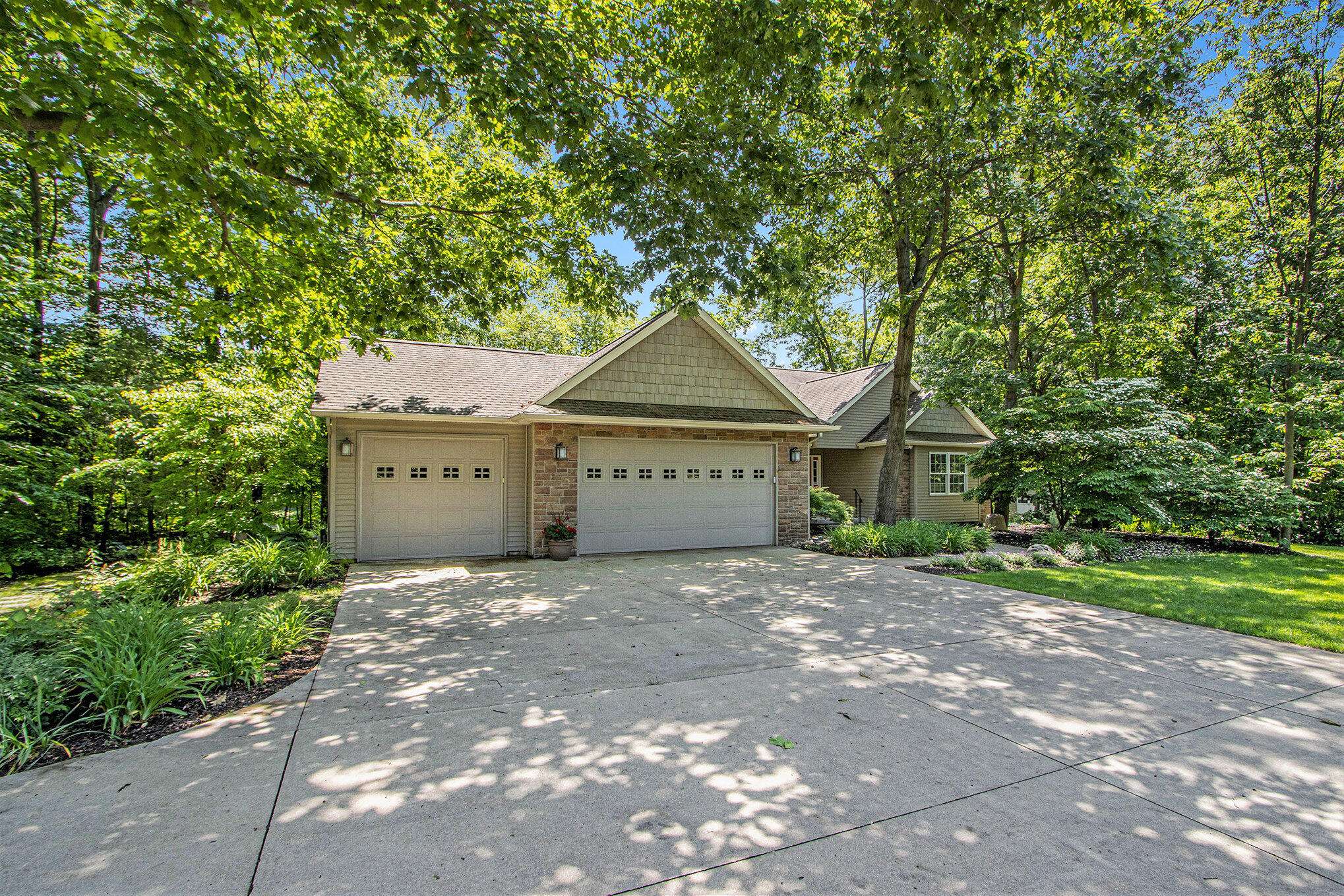 Allegan, MI 49010,3314 Westview Court