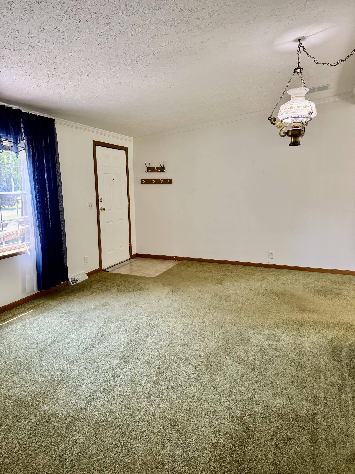 Onekama, MI 49675,8484 Zosel Street