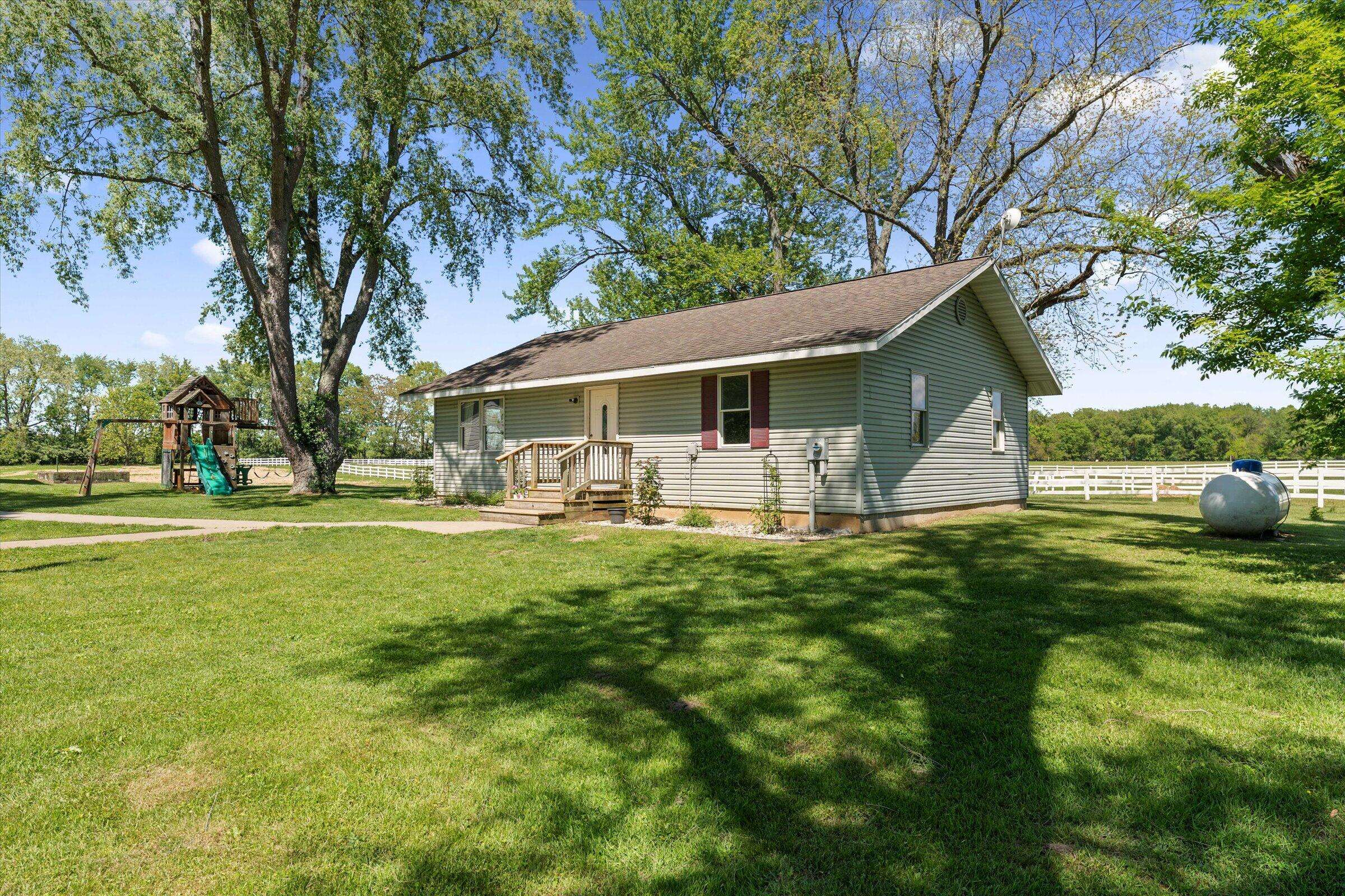 Niles, MI 49120,1915 N US 31 Hwy