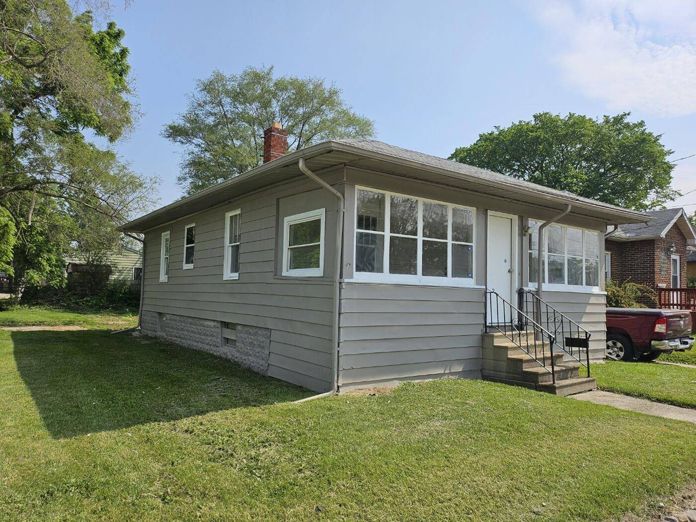 Flint, MI 48507,1102 W Atherton Road