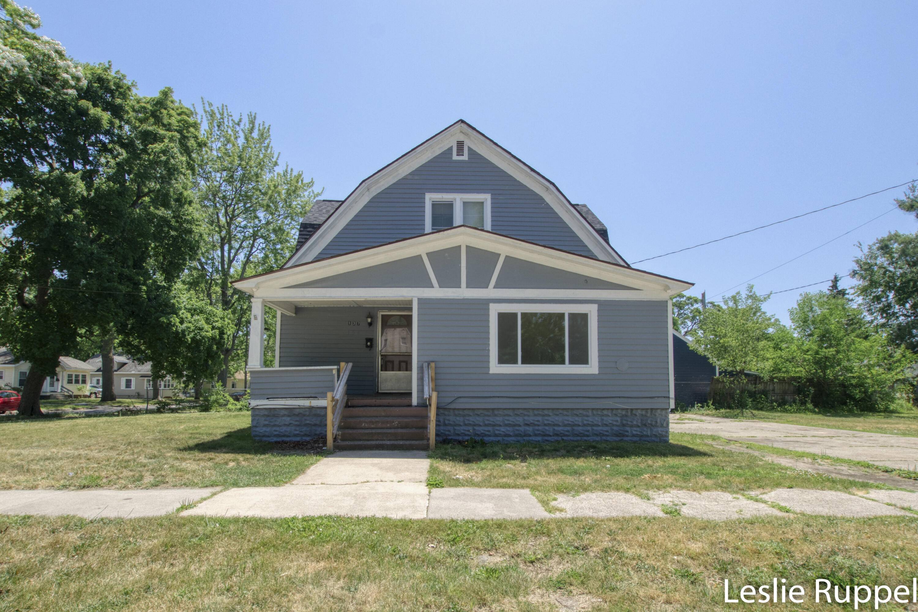 Muskegon, MI 49442,137 E Grand Avenue