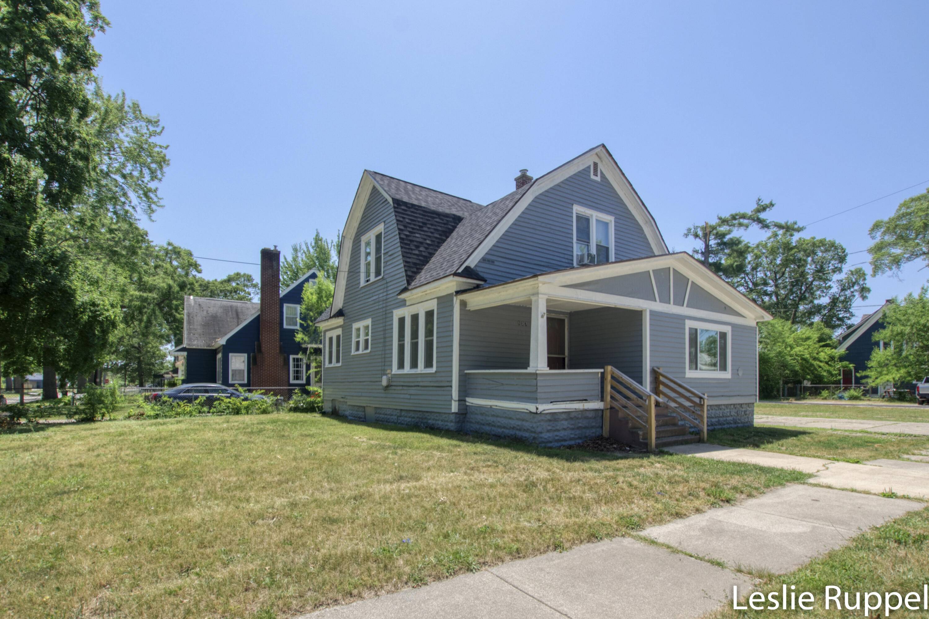 Muskegon, MI 49442,137 E Grand Avenue
